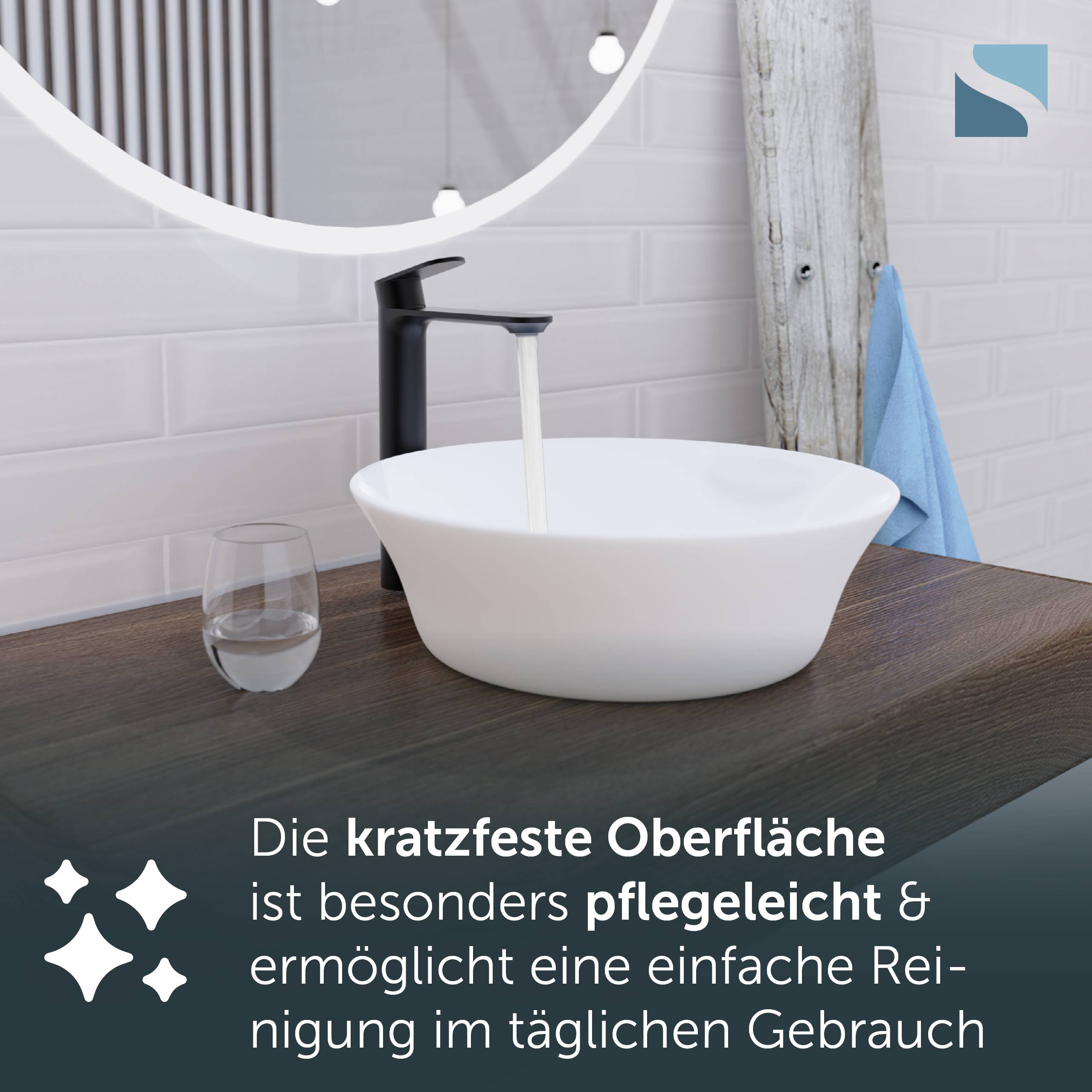 Modernes Badezimmer-Waschbecken mit laufendem Wasserhahn und deutschem Text: „Die kratzfeste Oberfläche ist besonders pflegeleicht" wird eine leicht zu reinigende, kratzfeste Oberfläche beworben.