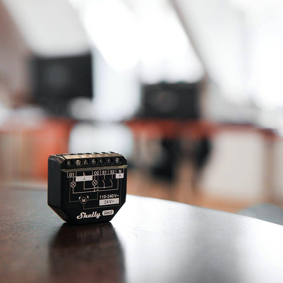 Shelly Plus 2PM Gen3, Dual WLAN + Bluetooth Schaltaktor mit Messfunktion, 4er Pack