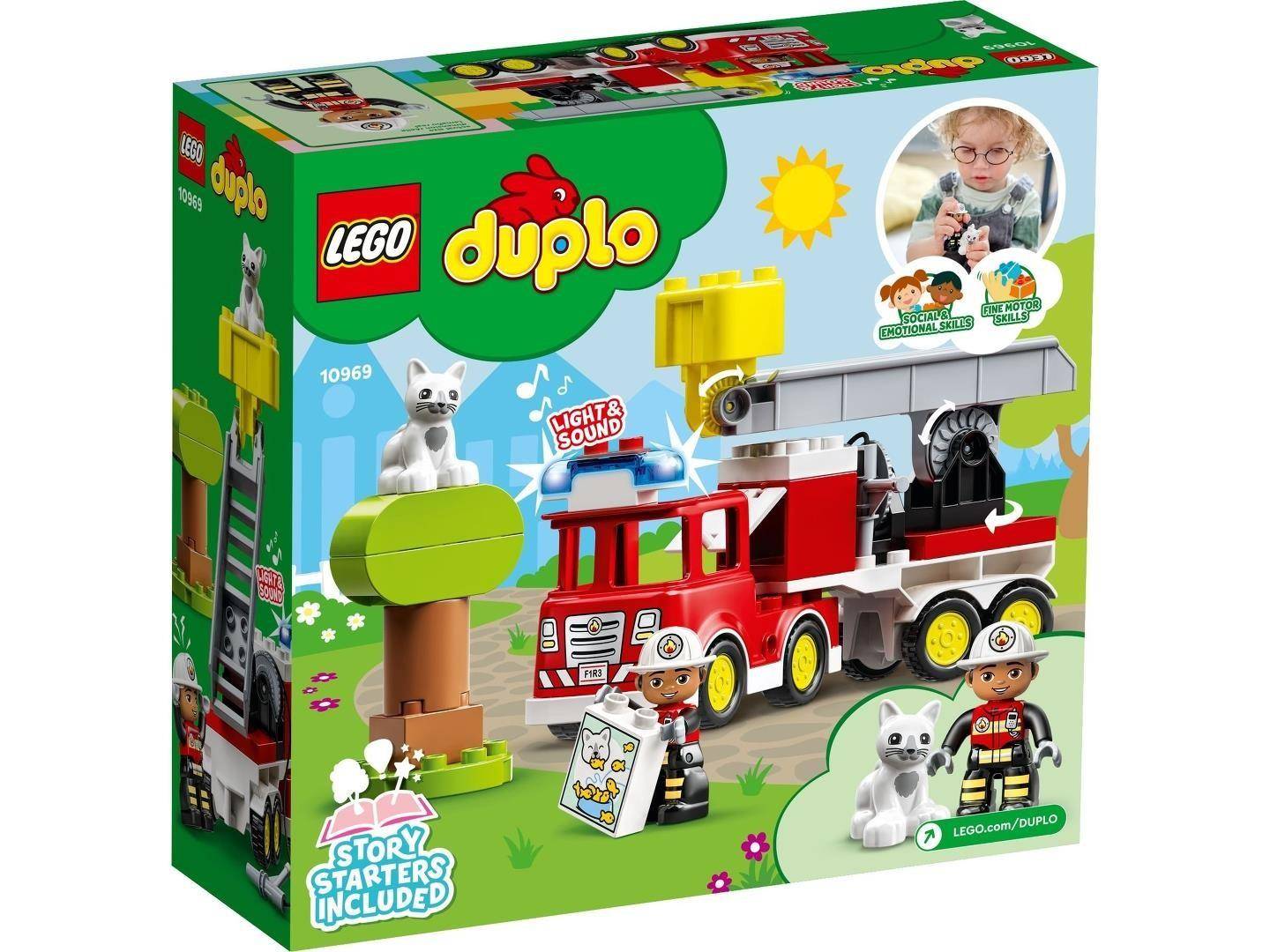 LEGO DUPLO Schachtel mit einem roten Feuerwehrauto-Set mit zwei Feuerwehrfiguren, einer Katze, Geschichtenstartern und Licht- und Soundeffekten.