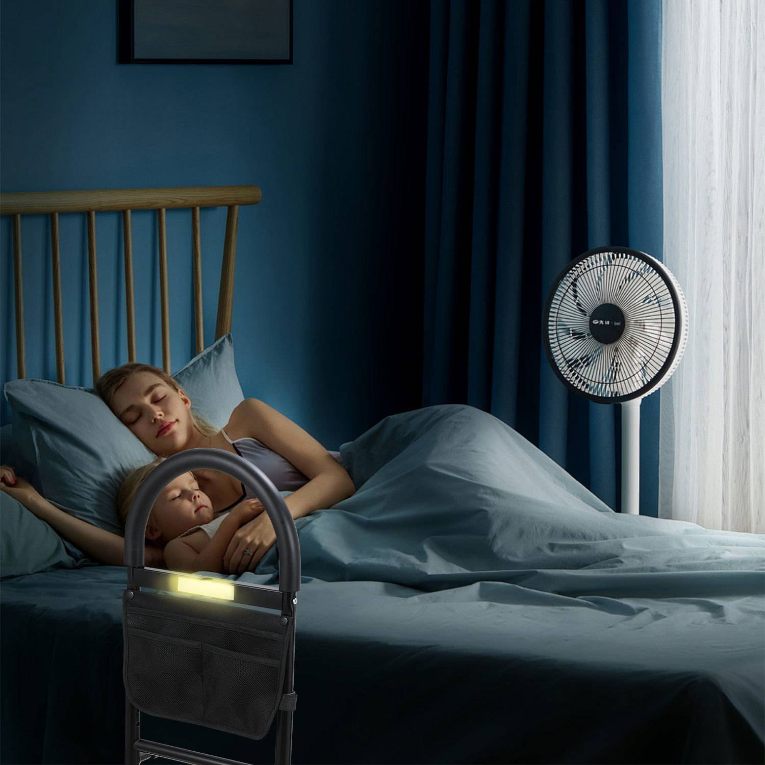 Höhenverstellbares Bettgitter mit Sensorlicht & Haltegriffen - Aufstehhilfe für Senioren mit Ablagetasche, Rausfallschutz und LED-Beleuchtung