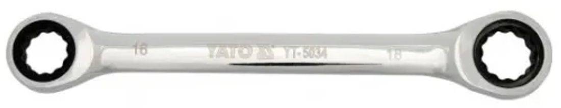 Ein Metallgegenstand mit eingravierten Nummern „YT-5894