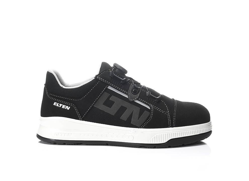 Ein schwarzer Turnschuh mit weißer Sohle, der die Logos von 'ELTEN' und 'GTN' an der Seite trägt und ein sportliches und modernes Design aufweist.