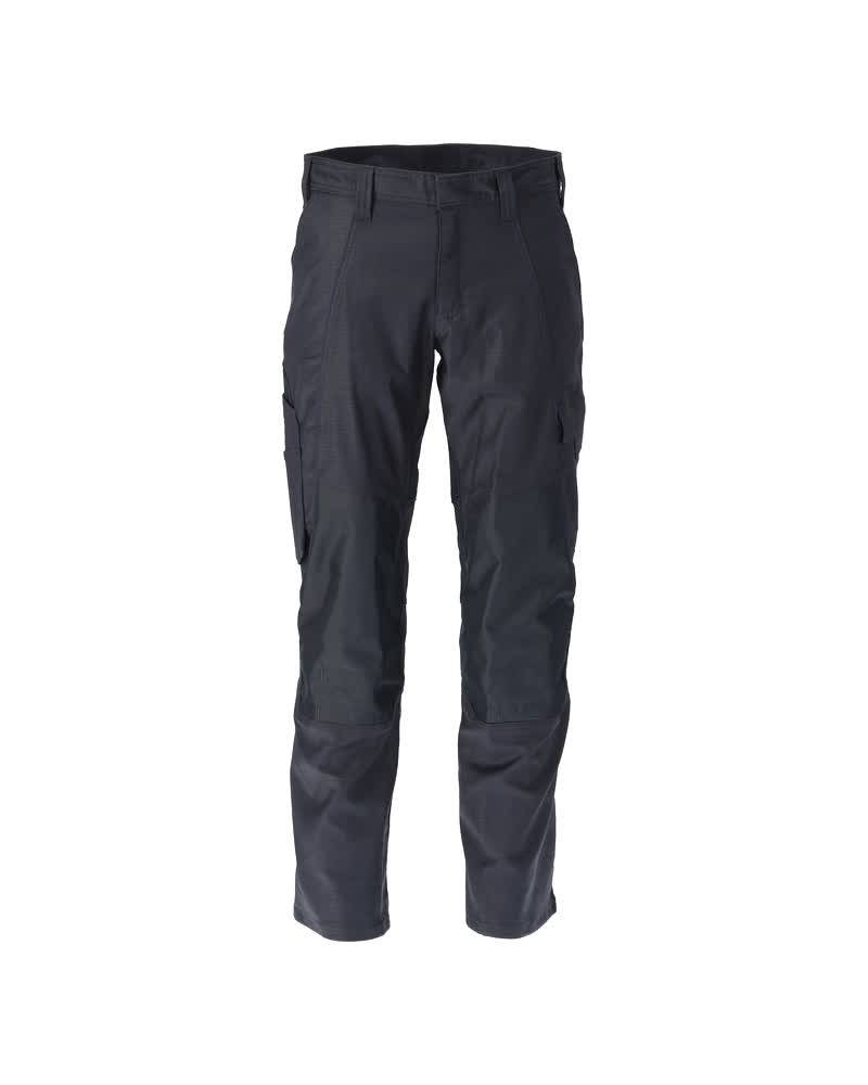 Schwarze taktische Cargohose mit mehreren Taschen, konzipiert für Langlebigkeit und Flexibilität.