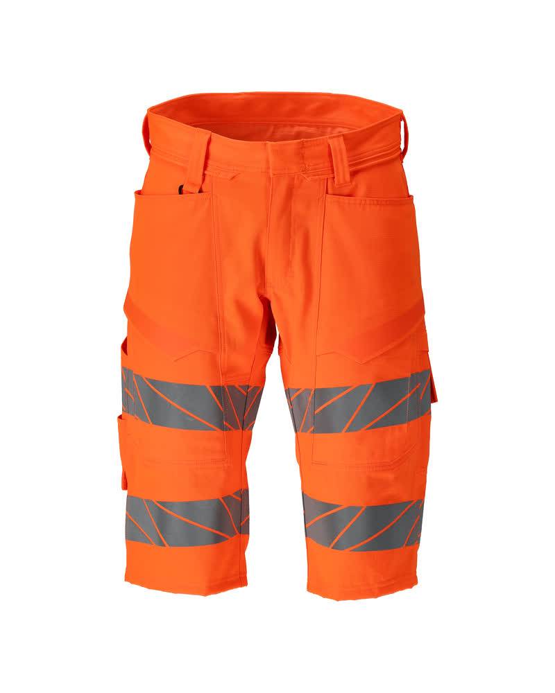 Helle orangefarbene Arbeitsshorts mit reflektierenden grauen Streifen, entwickelt für hohe Sichtbarkeit.