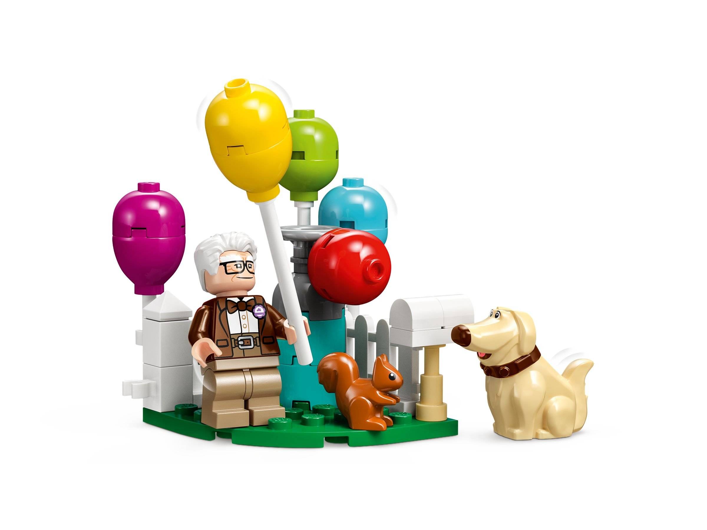 LEGO® Disney™ 43217 Carls Haus aus „Oben“