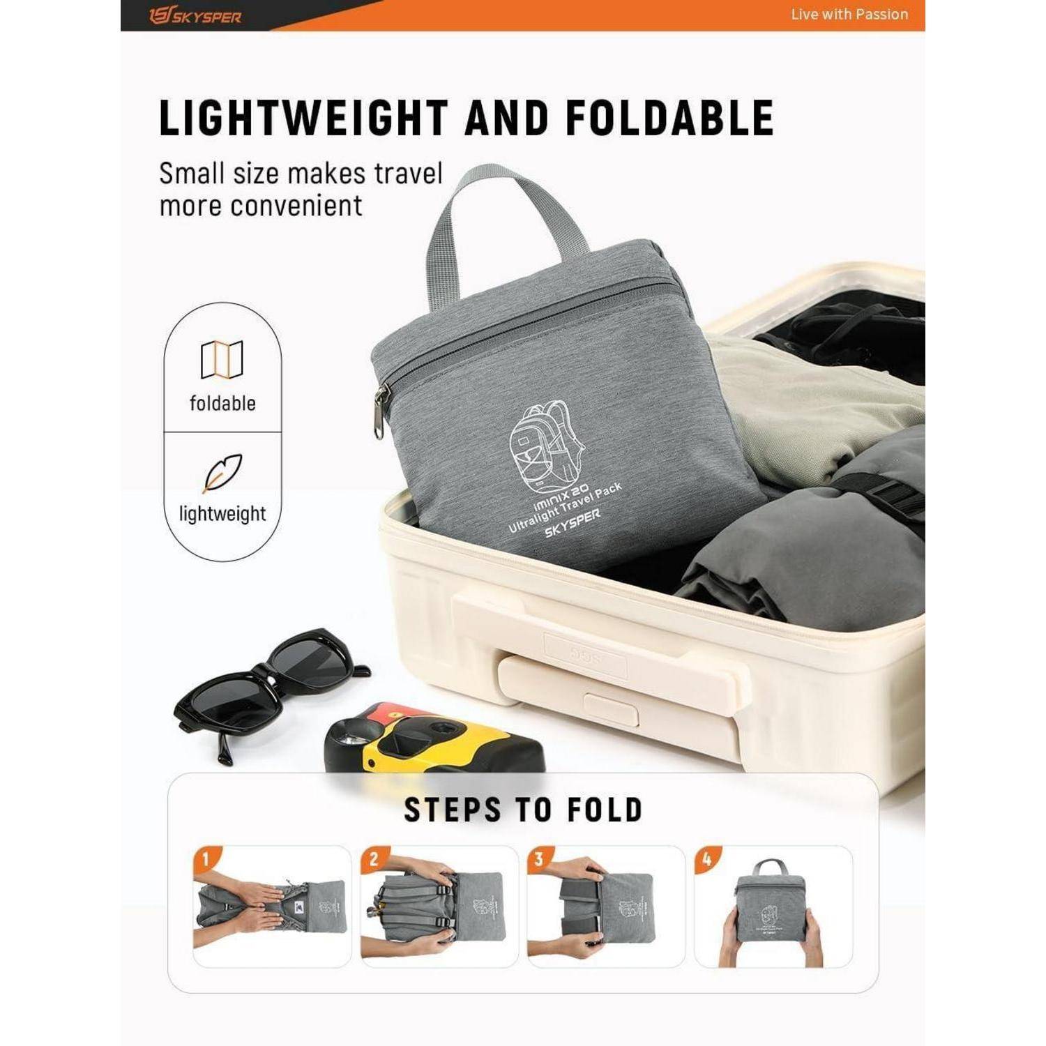 Leichte und faltbare Reisetasche in einem Koffer. Schritte zum Falten: 1. Ausbreiten 2. Erweitern 3. Packen 4. Falten. Text: „Kleine Größe macht Reisen bequemer.