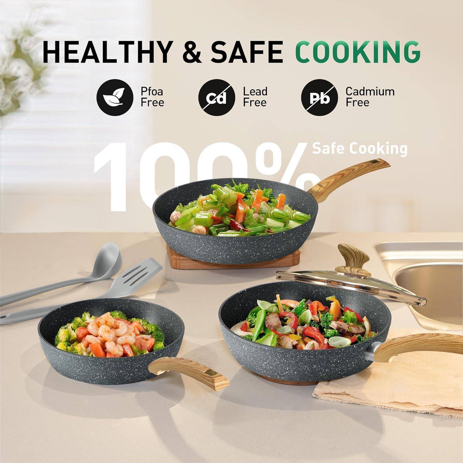 Gesundes & Sicheres Kochen' Text über drei Pfannen mit Gemüse, Garnelen und Paprika. Etiketten: 'PFOA', 'Blei' und 'Kadmium frei'. Text: '100% Sicheres Kochen'.