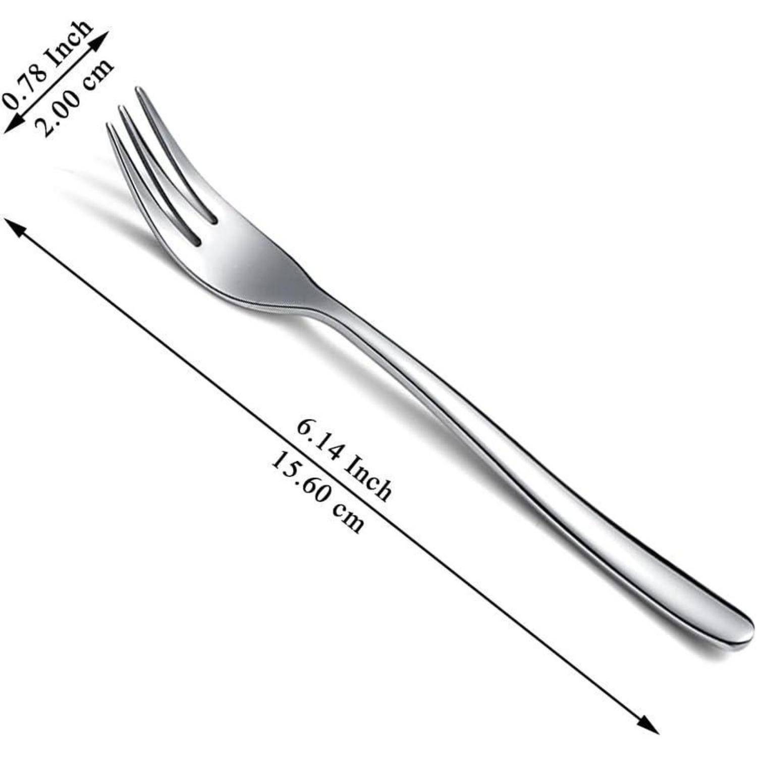 Silberne Gabel mit Maßen: 6,14 Zoll (15,60 cm) lang und 0,78 Zoll (2,00 cm) breit.