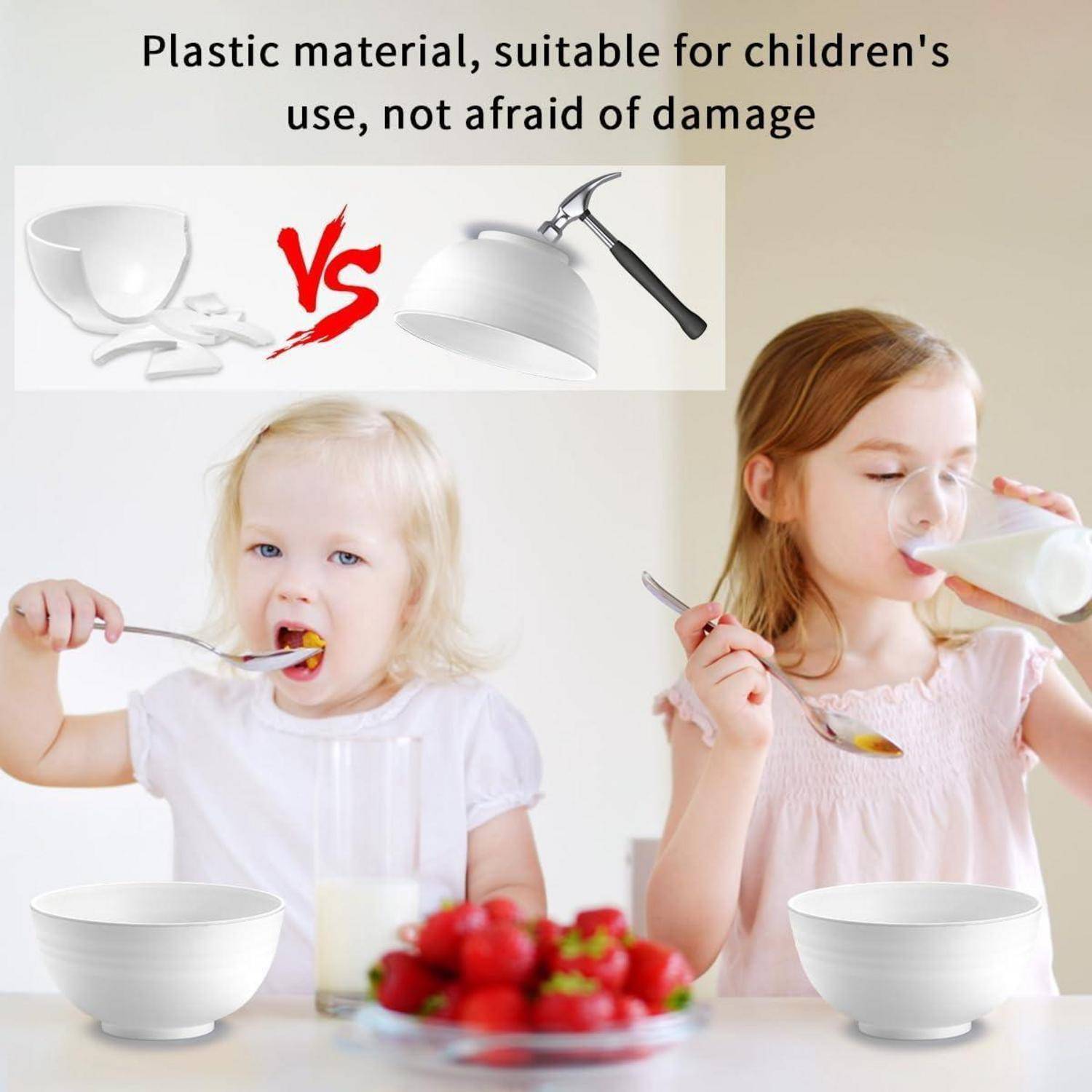 Zwei Kinder essen aus robusten Plastikschüsseln, wobei die Sicherheit für Kinder betont wird. Das obere Bild zeigt eine zerbrechliche Keramikschüssel im Vergleich zu einer stabilen Plastikschüssel.