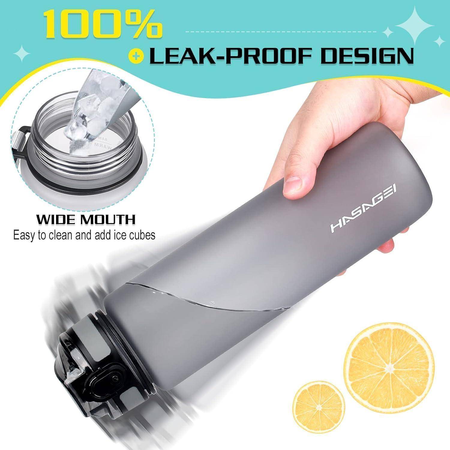 Eine Hand, die eine graue Flasche mit der Aufschrift 