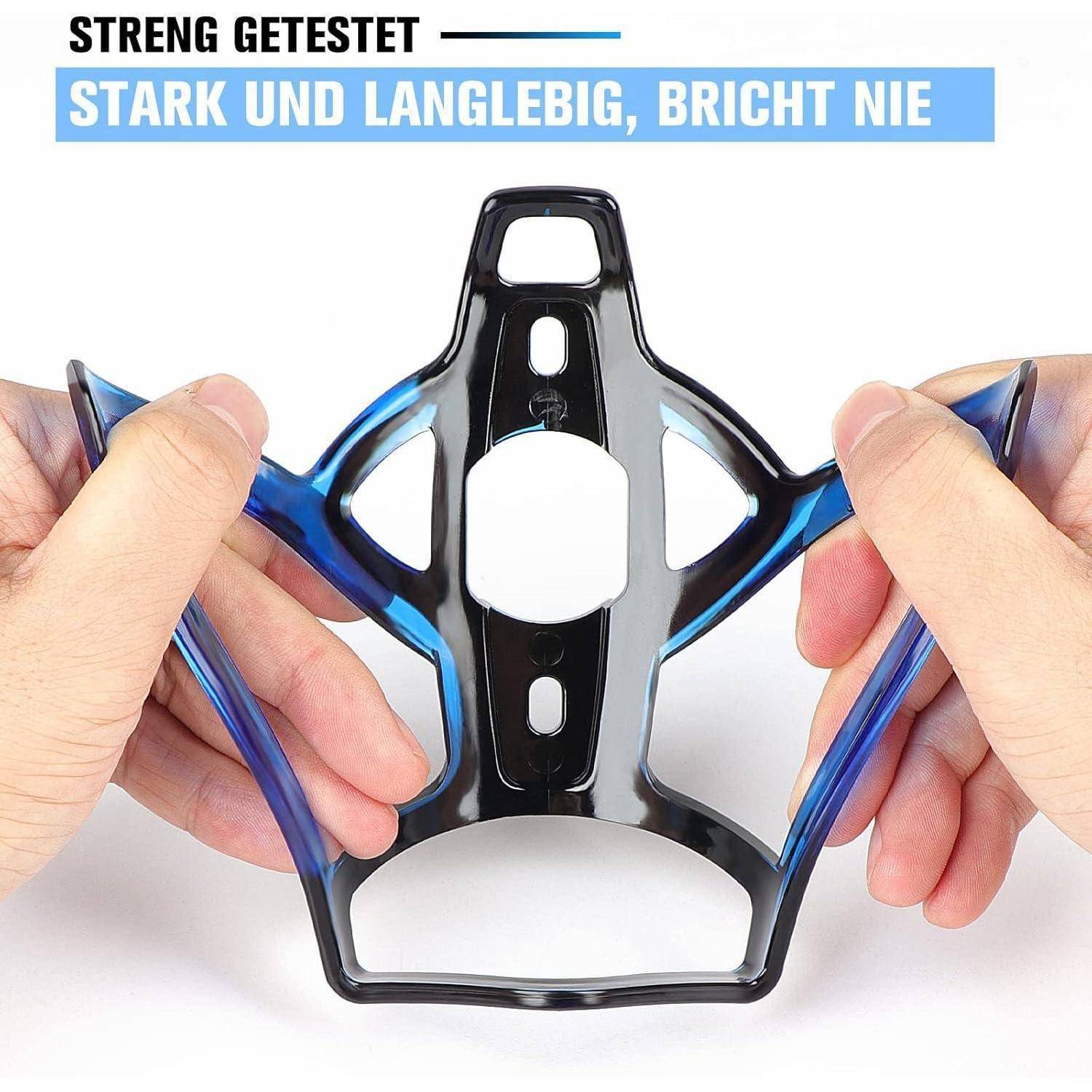 Ein Paar Hände hält einen blauen und schwarzen Fahrrad-Flaschenhalter. Text darüber liest sich 