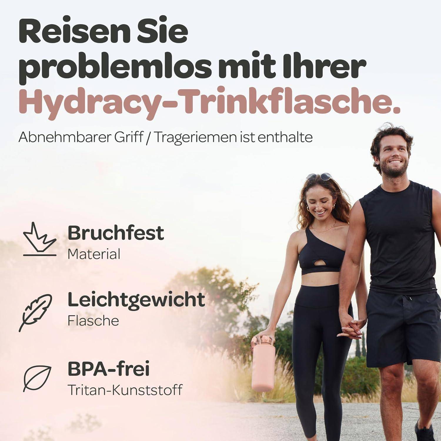 Ein Mann und eine Frau joggen gemeinsam und halten dabei eine wiederverwendbare Flasche. Der deutsche Text bewirbt die Bruchfestigkeit, das geringe Gewicht und die BPA-freien Eigenschaften.
