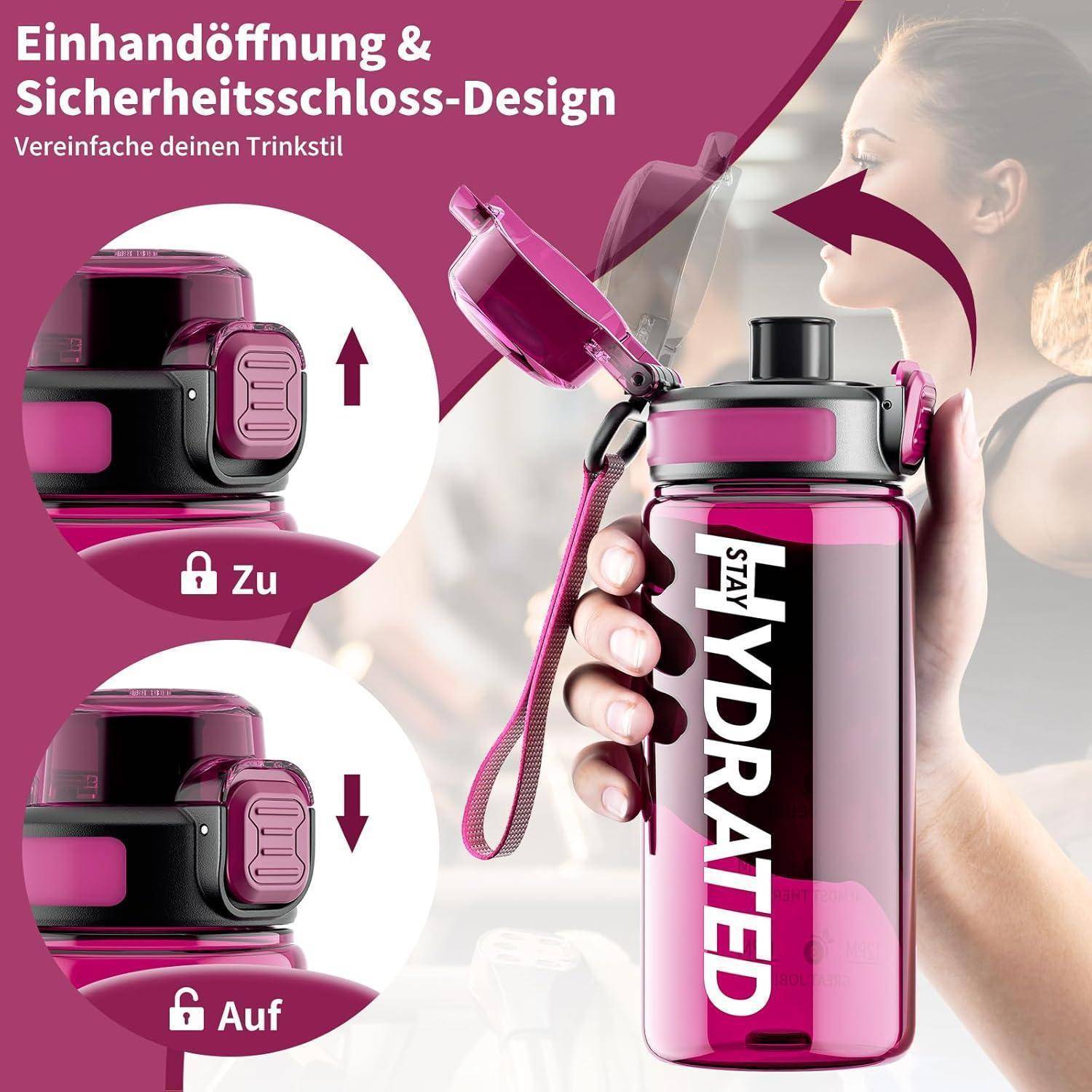 Person hält eine Wasserflasche mit dem Text 