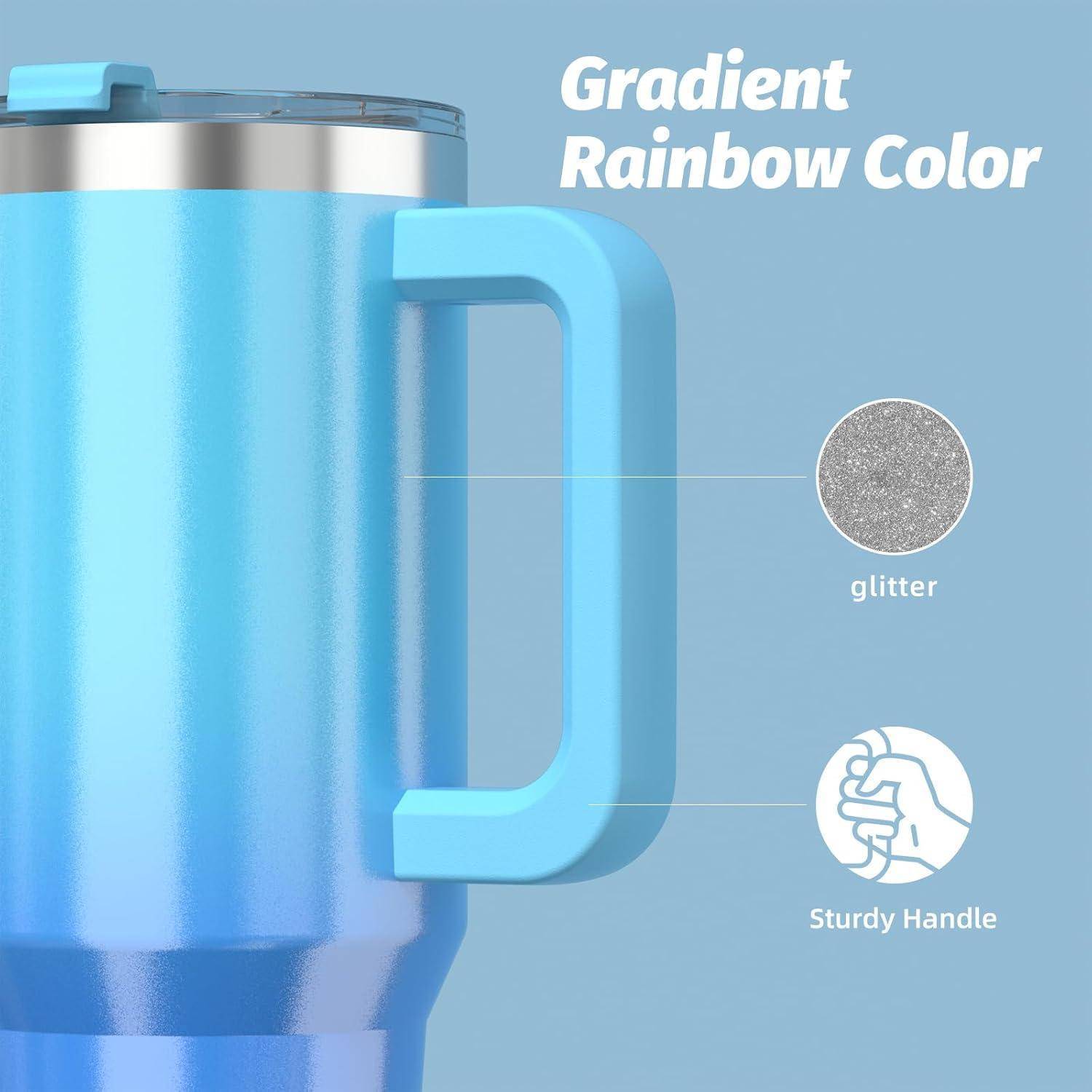 Ein blauer Becher mit einem stabilen Griff wird präsentiert. Der Text hebt folgende Merkmale hervor: ‚Gradient-Regenbogenfarbe', ‚Glitzer' und ‚Stabiler Griff'.