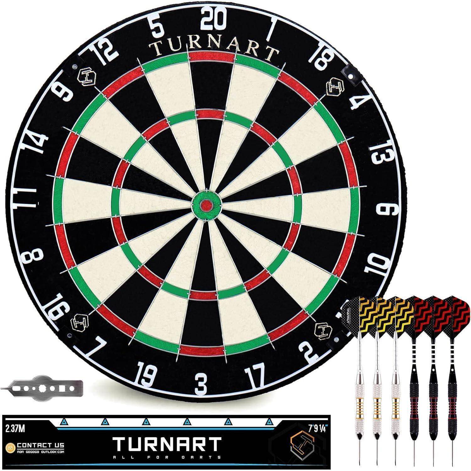 Dartscheibe mit Zahlen von 1 bis 20 am Rand, sechs Dartpfeile in verschiedenen Farben darunter platziert, Markenname 'TURNART' dargestellt.