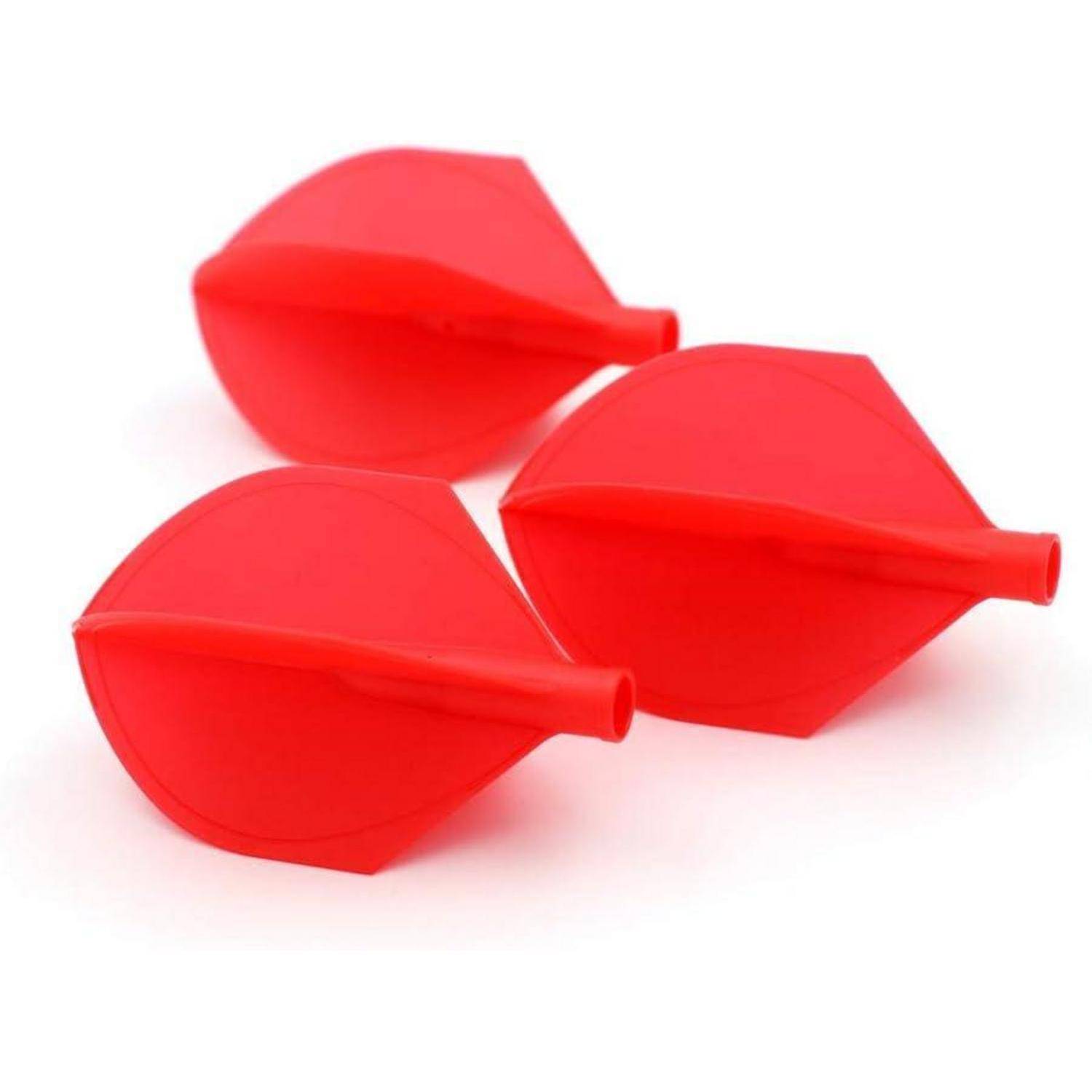 Drei rote Dartflügel, die auf einer weißen Oberfläche angeordnet sind.
