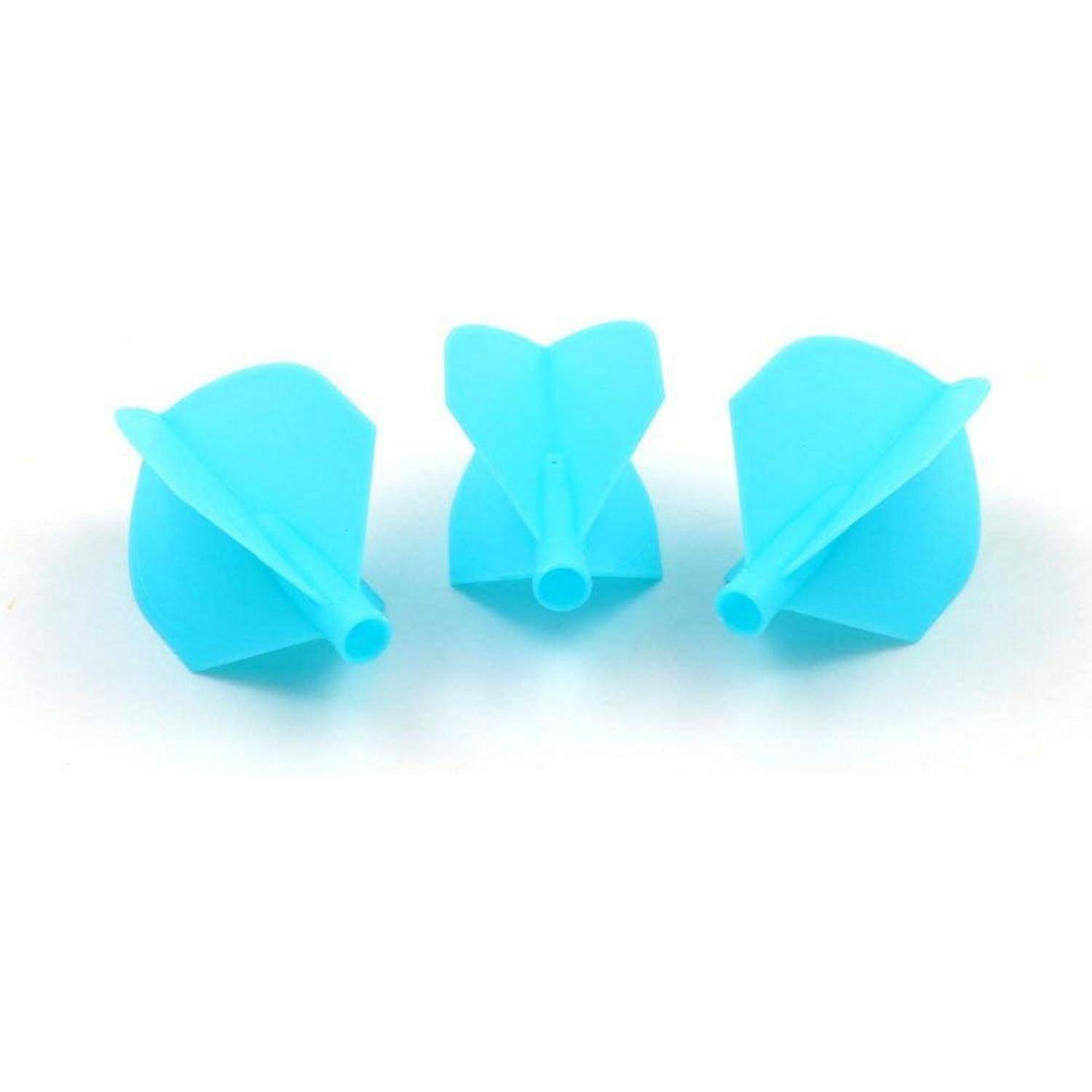 Drei blaue Dartpfeile-Flügel, nebeneinander auf weißem Hintergrund angeordnet.