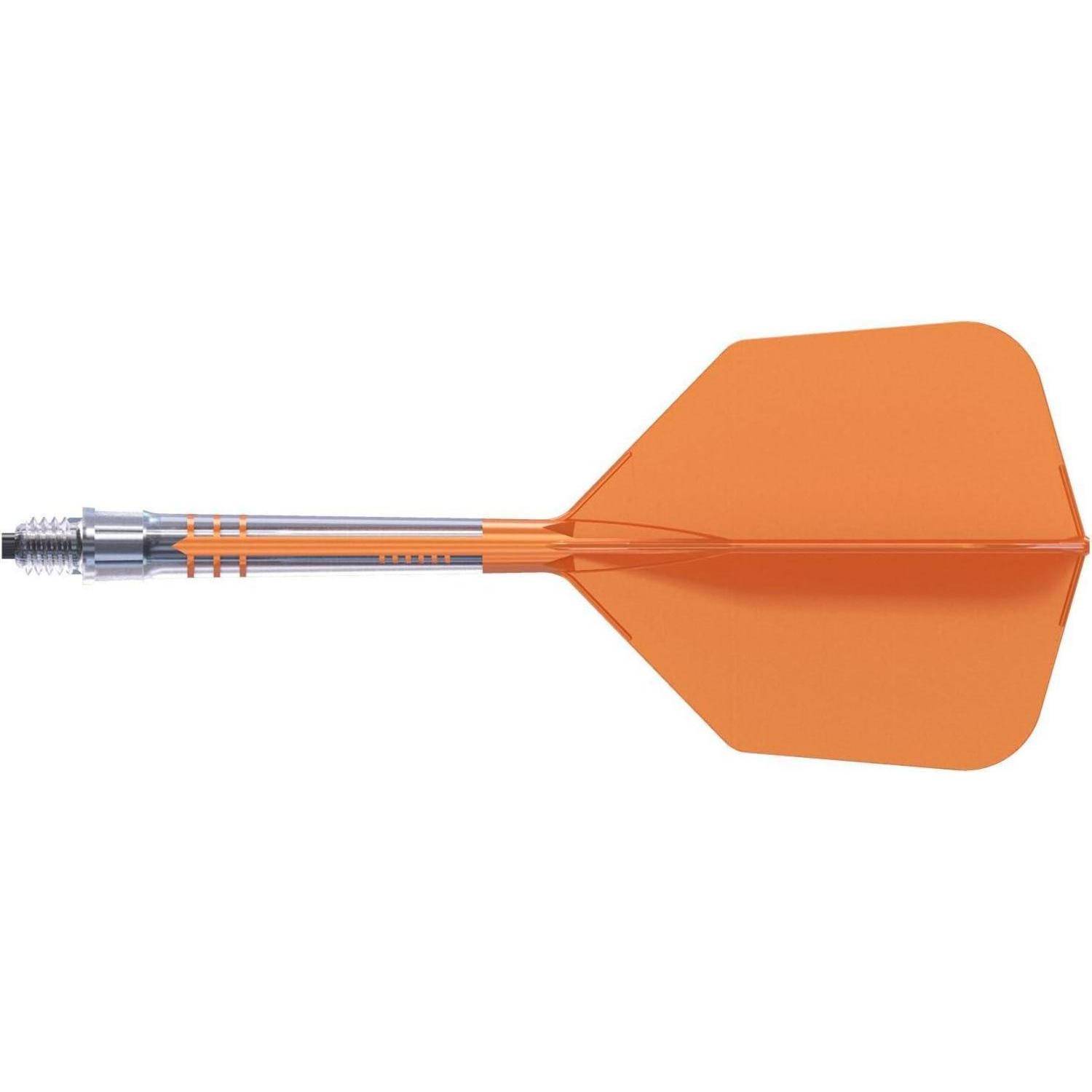 Ein orangefarbener Pfeil mit einer silbernen Spitze und Schaft, ausgestattet mit einer aerodynamischen, gefiederten Schwanzfederung für das Spiel an einer Dartscheibe.
