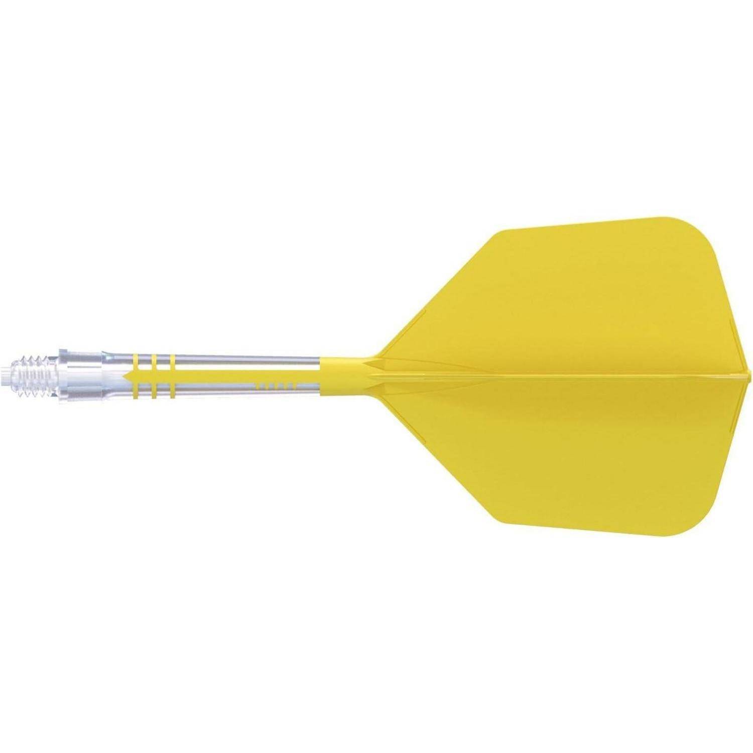 Ein einzelner gelber Pfeil mit einer Plastikschaft und Flügeln, der zum Spielen von Darts in Freizeit- oder Wettkampfsituationen verwendet wird.