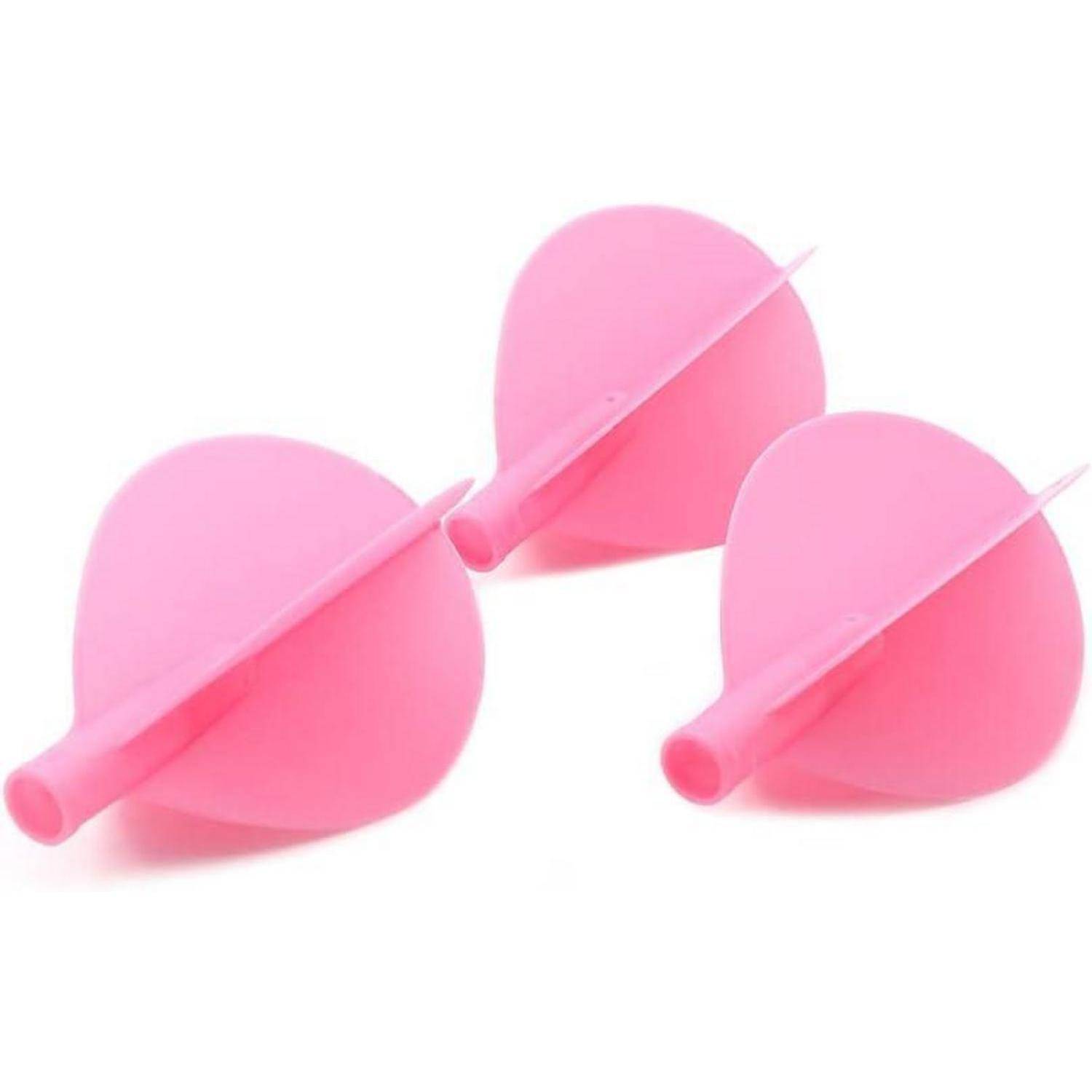 Drei rosa Dartflügel sind auf einem weißen Hintergrund angeordnet und zeigen ihr aerodynamisches Design zur Stabilisierung des Dartpfeils.
