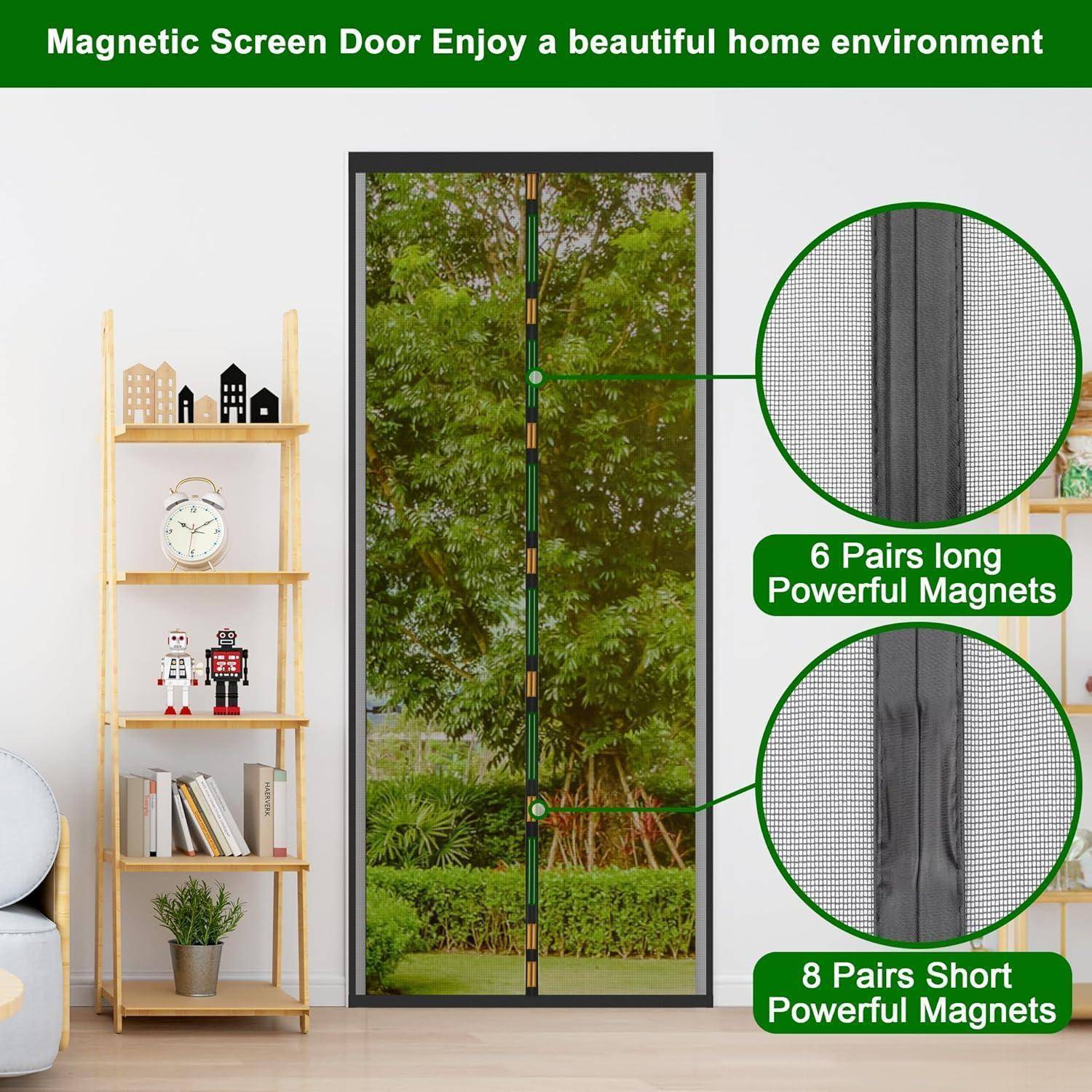 Magnetisches Fliegengitter für Terrassentür mit Gartenblick, ausgestattet mit '6 Paaren langer starker Magnete' und '8 Paaren kurzer starker Magnete'.