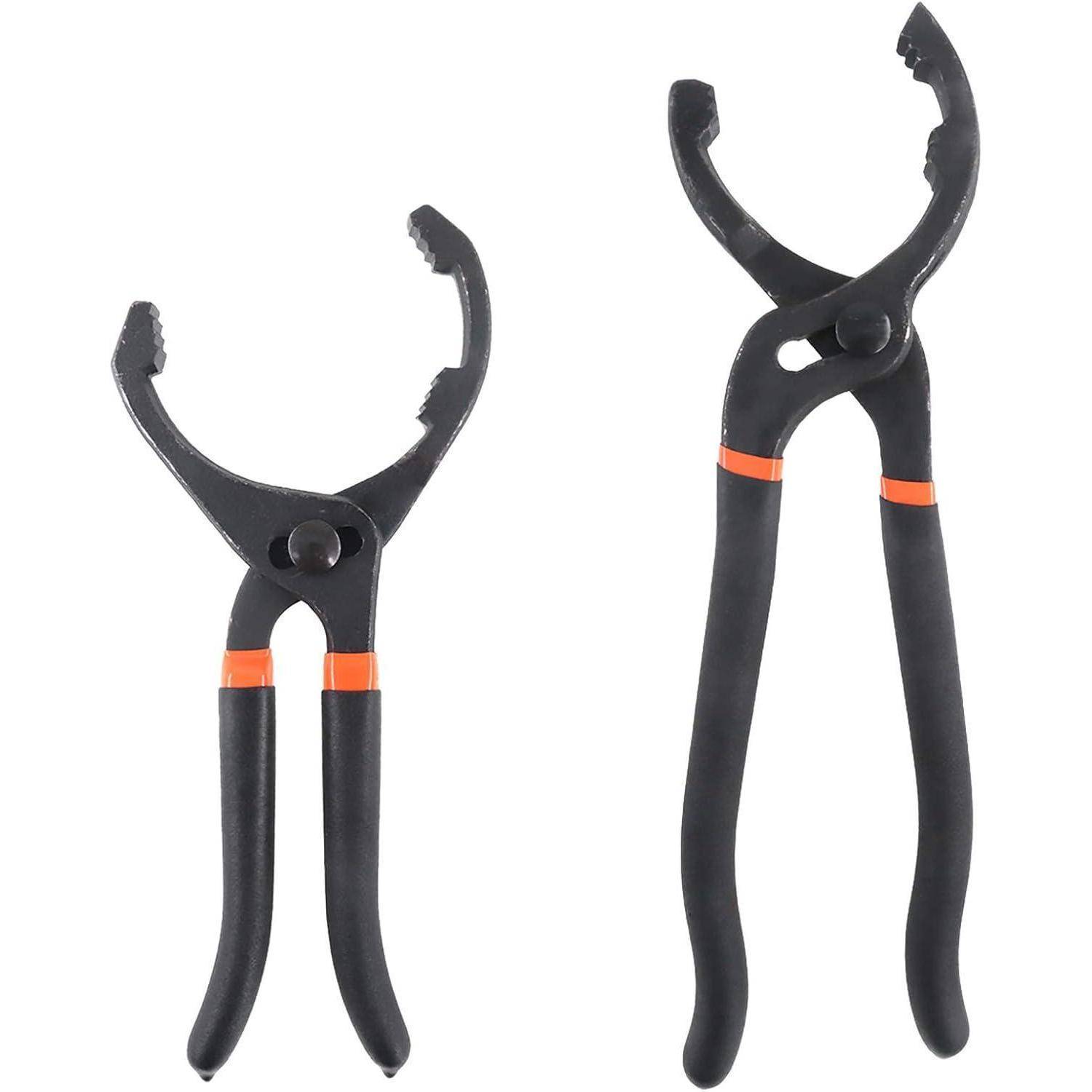 Zwei schwarze Plastikzangen mit orangefarbenen Akzenten, ausgestattet mit kreisförmigen Backen, die zum Greifen von Rohren oder ähnlichen Gegenständen konzipiert sind.