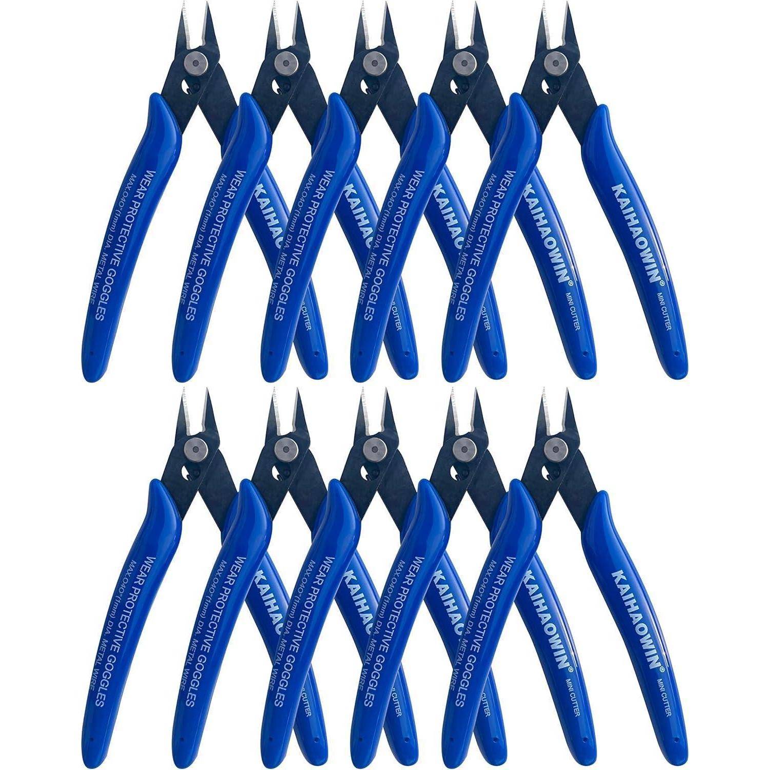 Eine Gruppe von sechzehn Präzisionsschneidetools mit blauen Griffen, in Reihen angeordnet, mit der Aufschrift 