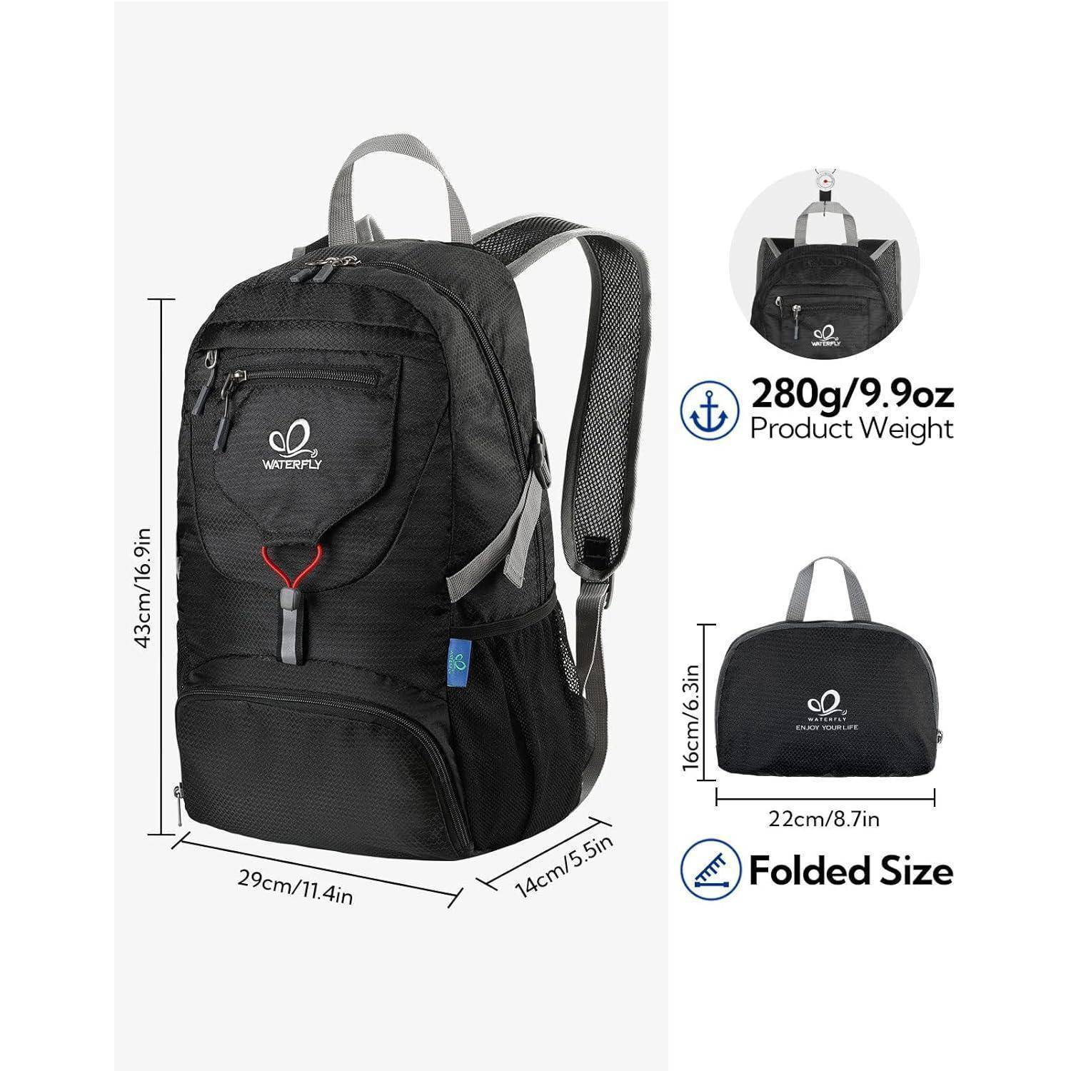 Schwarzer Rucksack mit Vordertasche, Markenlogo und seitlichem Wasserflaschenhalter. Leicht mit 280g; kann in eine kompakte Tasche zusammengefaltet werden.