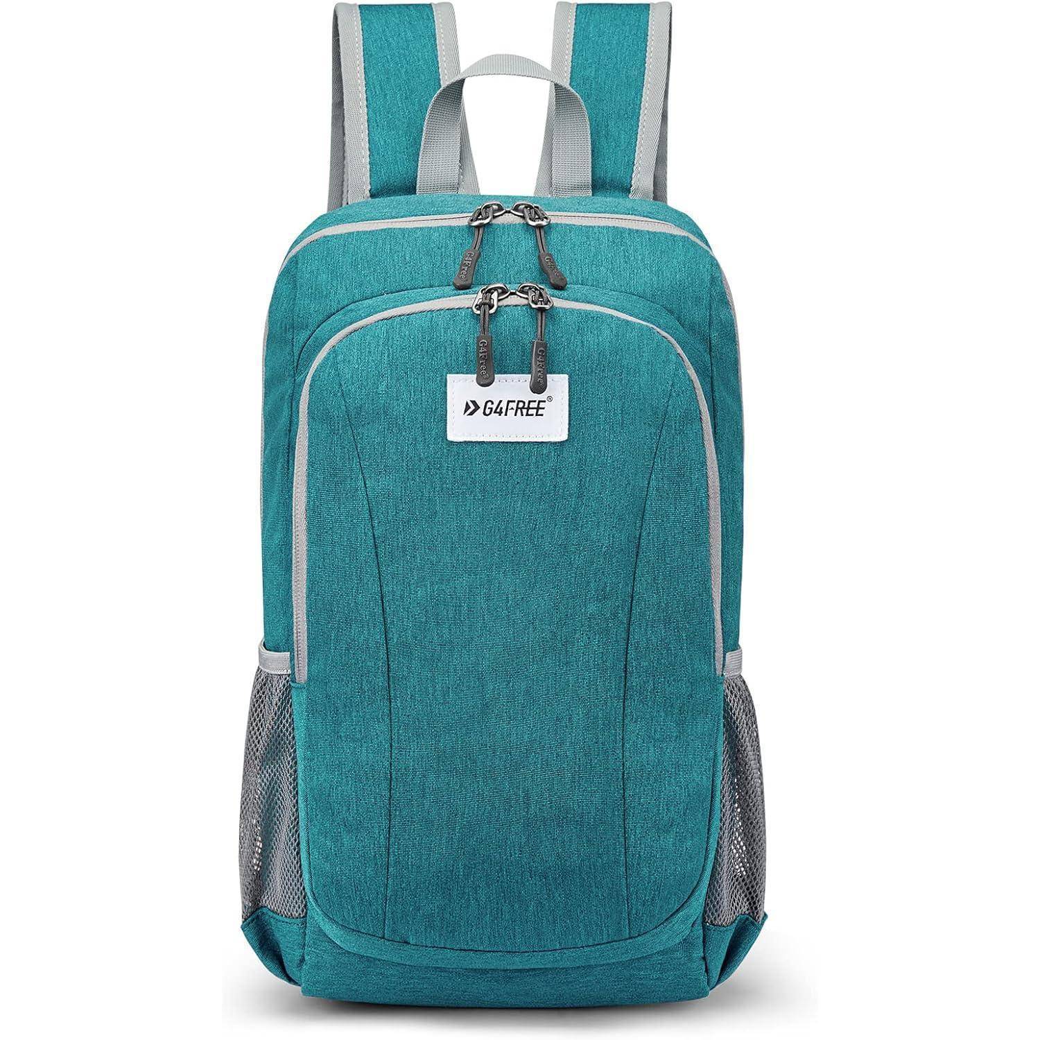 Ein türkisfarbener Rucksack mit zwei Hauptreißverschlussfächern, einem Griff oben und verstellbaren Schultergurten. Vorne befindet sich ein kleines Logo.