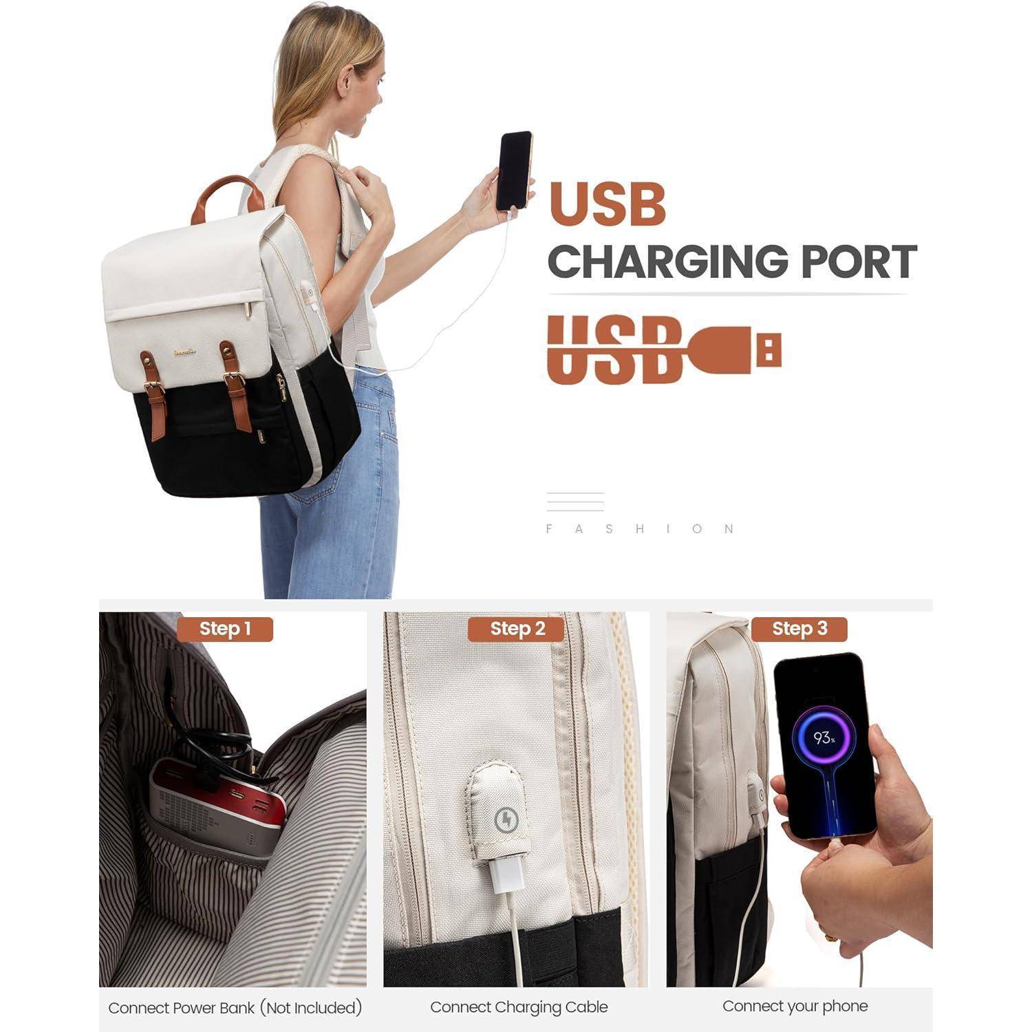 Eine Person demonstriert einen Rucksack mit einer USB-Ladeanschluss-Funktion. Schritte: 1) Powerbank im Inneren anschließen. 2) Ladekabel befestigen. 3) Handy aufladen.