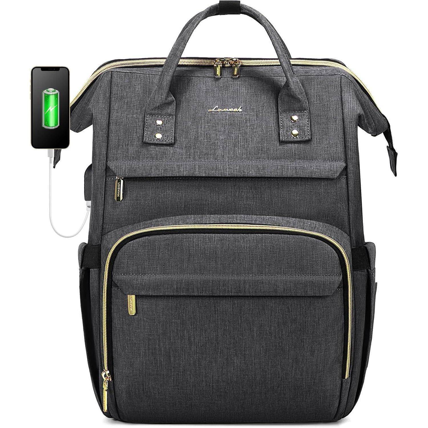 Ein stilvoller grauer Rucksack mit goldenen Reißverschlüssen, ausgestattet mit mehreren Fächern und einem USB-Ladeanschluss, der durch ein grünes Batteriesymbol gekennzeichnet ist.