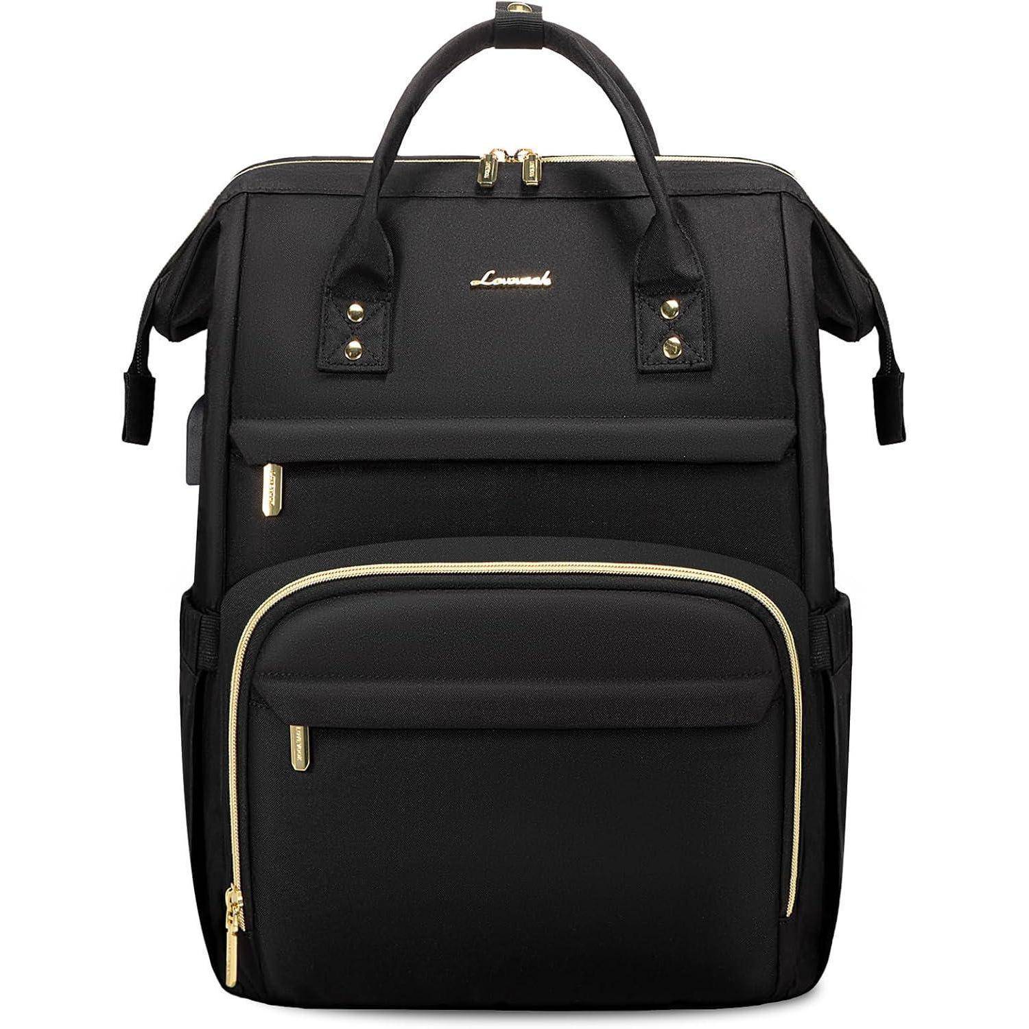 Ein schwarzer Rucksack mit goldenen Reißverschlüssen und Griffen, ausgestattet mit einem oberen Tragegriff und mehreren Vordertaschen, vor einem weißen Hintergrund.