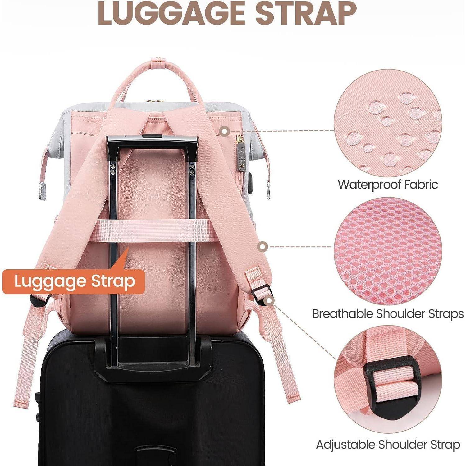 Rosa Rucksack mit Gepäckgurt auf einem Koffer, ausgestattet mit wasserdichtem Gewebe, atmungsaktiven Schultergurten und einem verstellbaren Riemen.