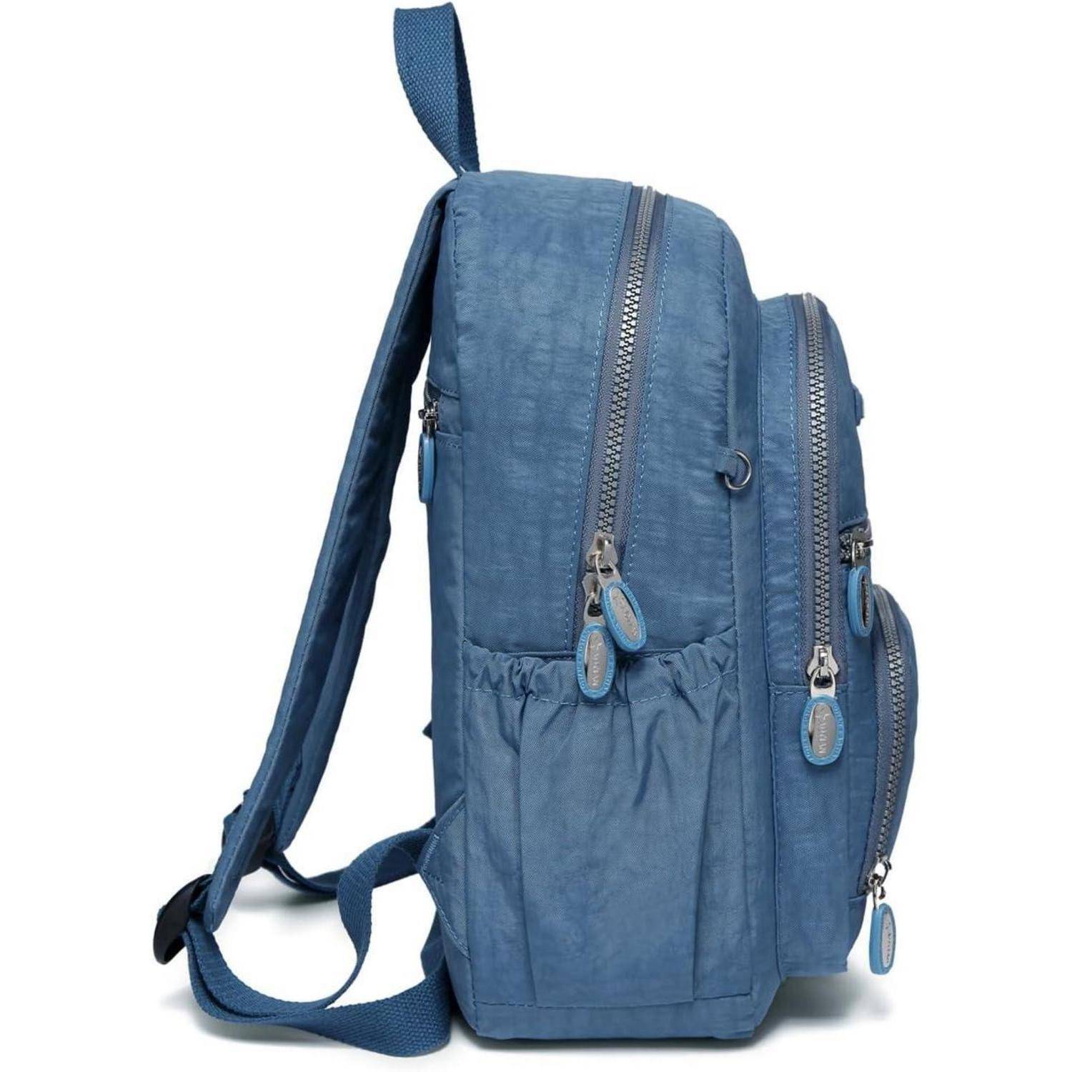 Ein blauer Rucksack wird von der Seite gezeigt, mit mehreren Reißverschluss-Fächern und verstellbaren Schultergurten.