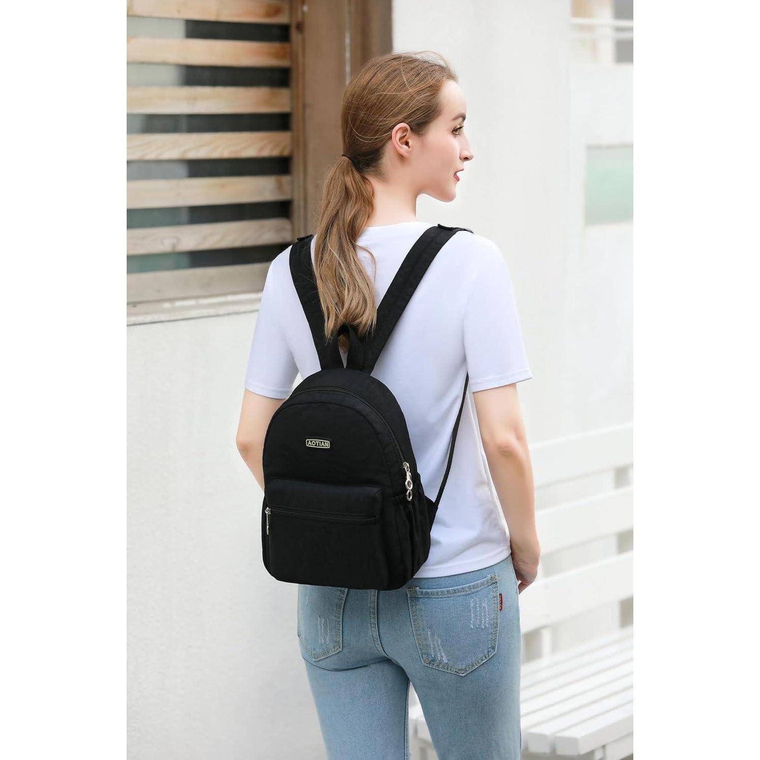 Rucksack Mini Damen Daypack Schultertasche 7L Schwarz