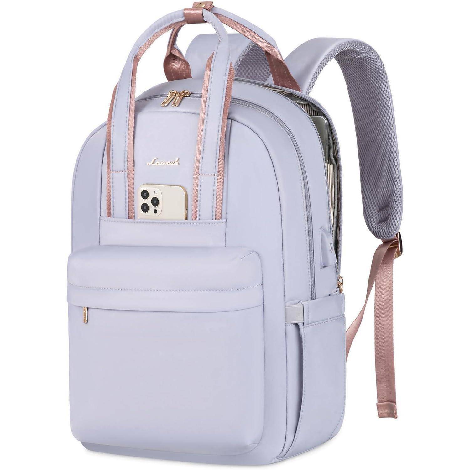 Ein stilvoller, hellgrauer Rucksack mit einer Fronttasche für ein Smartphone, roségoldenen Trägern und einem geräumigen Hauptfach, geeignet für Arbeit oder Schule.