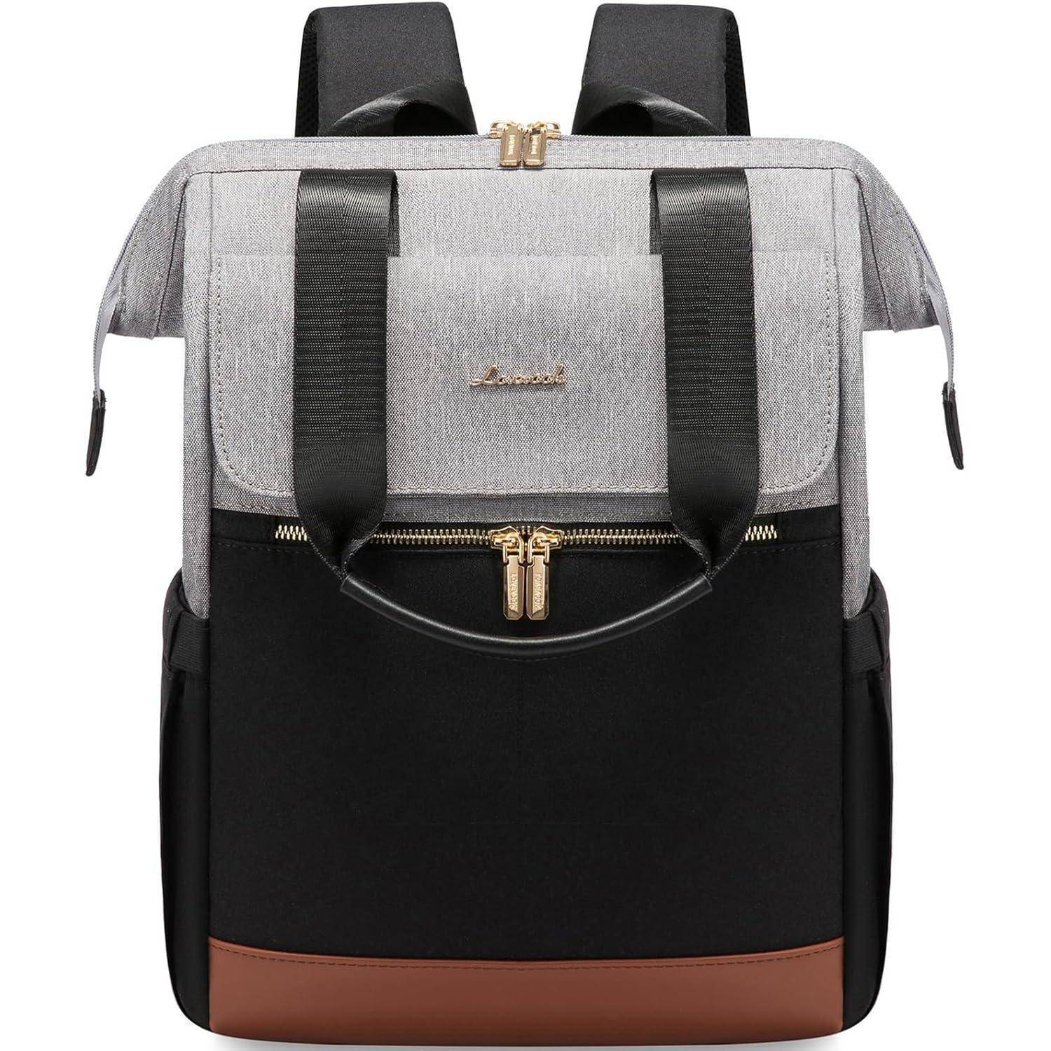 Ein grauer und schwarzer Rucksack mit braunen Akzenten, ausgestattet mit Ledergriffen, mehreren Fächern und Reißverschlusstaschen.