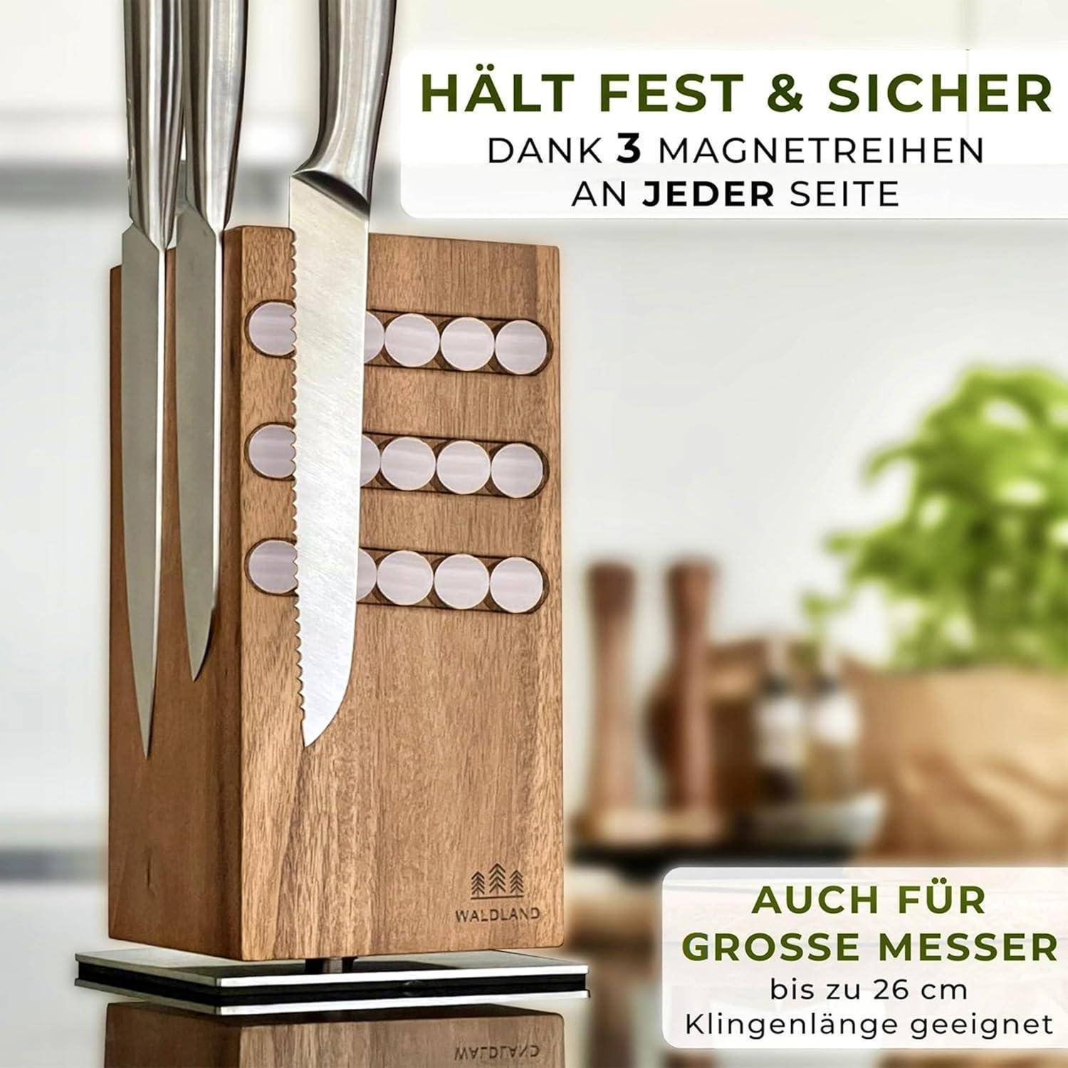 Ein Messerblock aus Holz mit vertikalen Schlitzen hält mehrere Messer. Der Text auf Deutsch bewirbt das sichere Halten mit Magneten und die Eignung für große Messer.