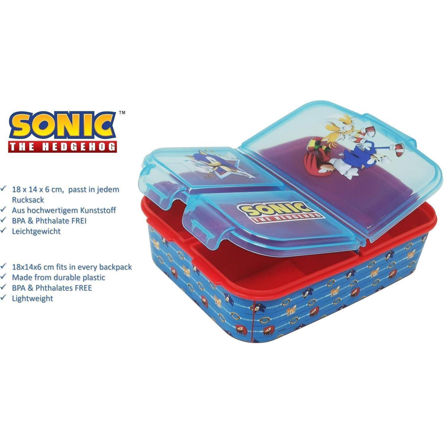 Eine blaue Sonic the Hedgehog Brotdose mit rotem Innenleben, die Sonic-Bilder auf dem Deckel trägt. Abmessungen: 18x14x6 cm. Hergestellt aus BPA-freiem Kunststoff. Leicht und passt in Rucksäcke.