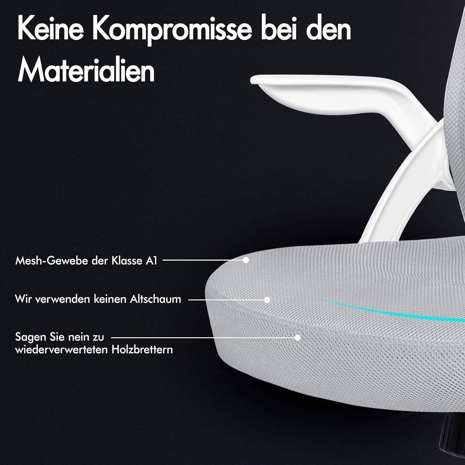Ein Stuhl mit grauem Meshgewebe. Text auf Deutsch: 'Keine Kompromisse bei den Materialien', der die Verwendung von Schaumstoff und recyceltem Holz hervorhebt.