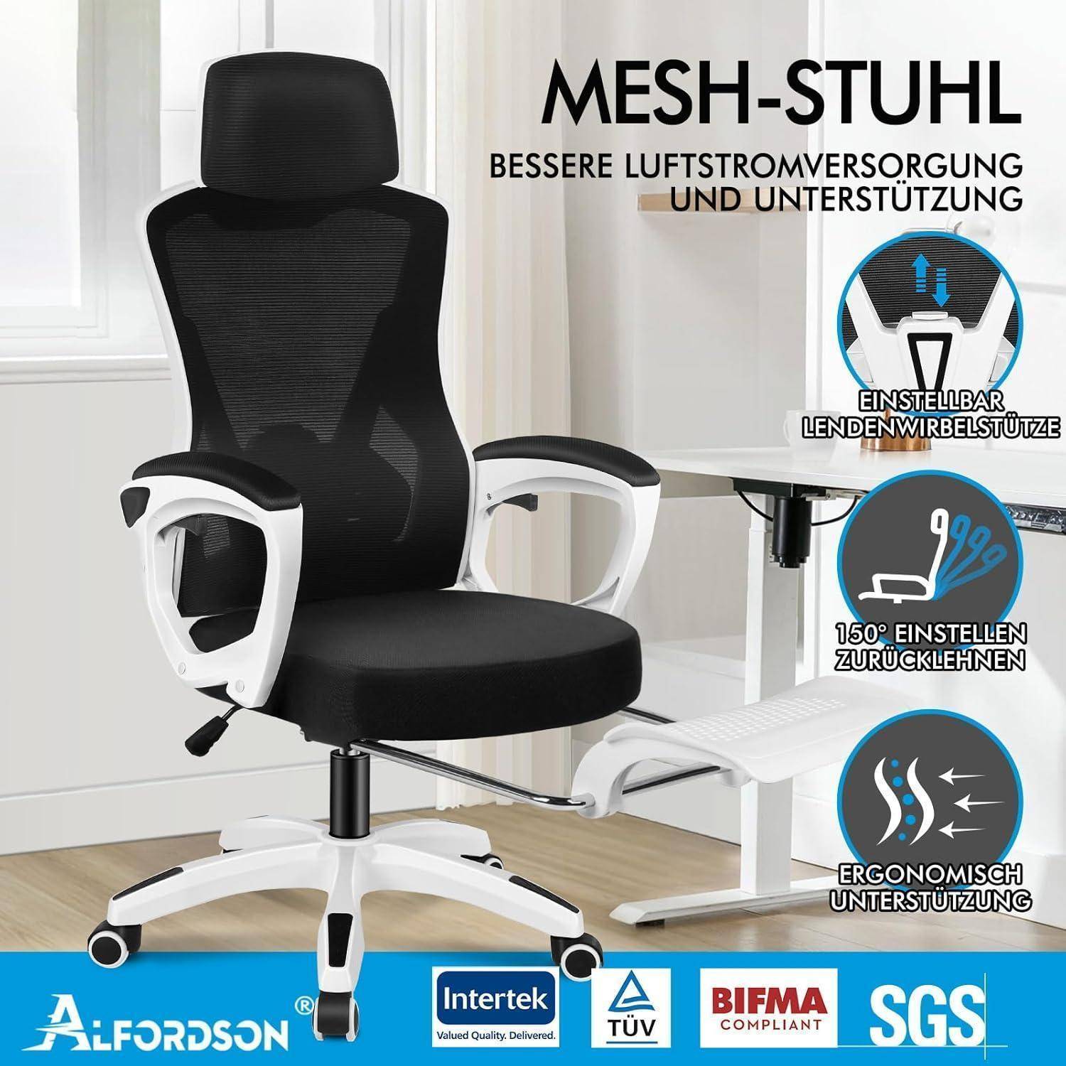 Das Bild zeigt einen schwarzen und weißen ergonomischen Bürostuhl mit Netzrücken, verstellbarer Lordosenstütze und Neigungsfunktion, der neben einem Schreibtisch positioniert ist.