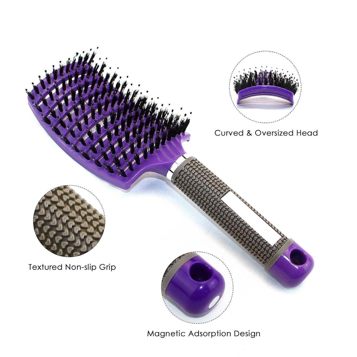Lila Haarhaarbürste mit gebogener, überdimensionierter Kopfform, strukturiertem rutschfesten Griff und magnetischem Ende. Entwickelt für einfache Handhabung und effizientes Styling.