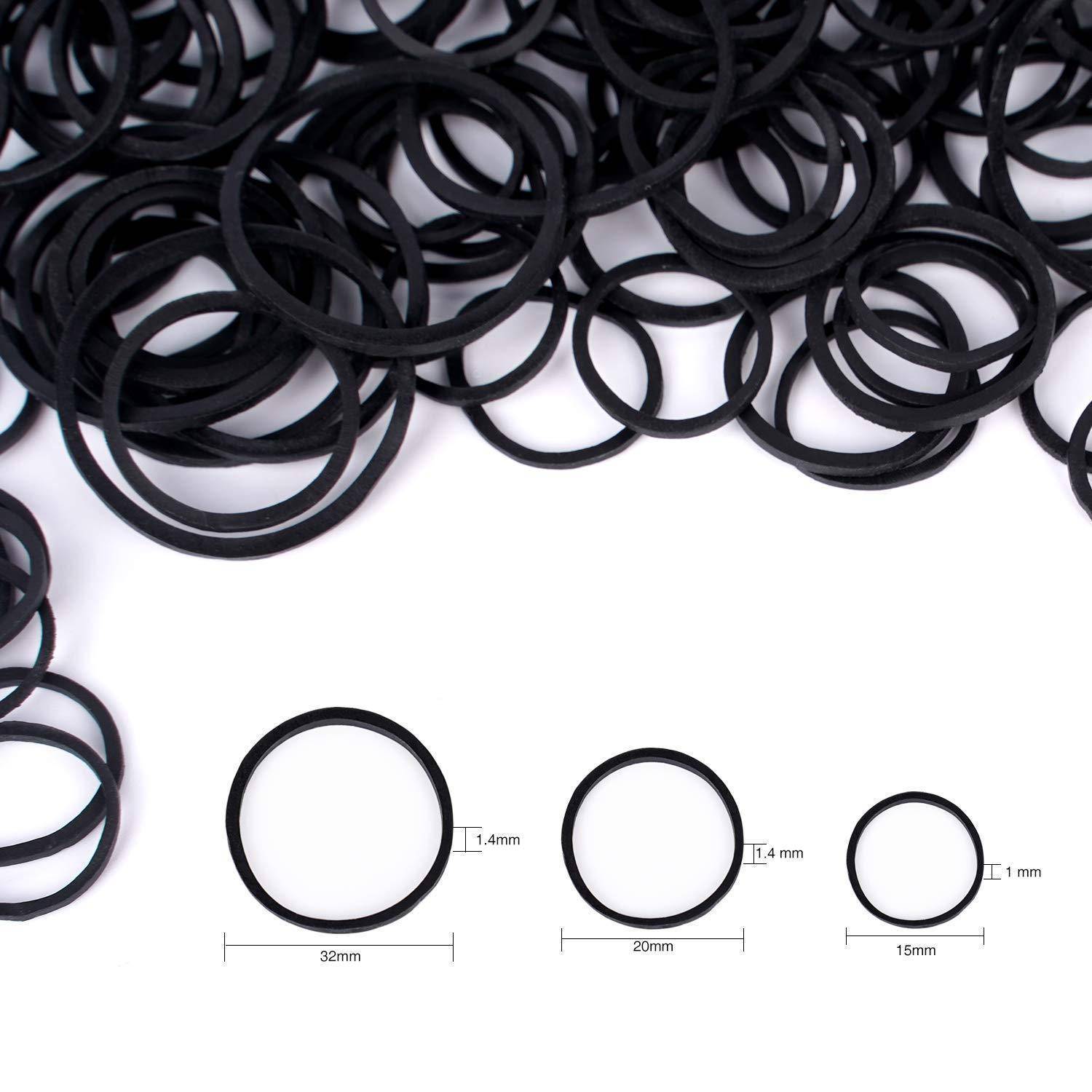 Satz schwarzer Gummi-O-Ringe in verschiedenen Größen: 32mm, 20mm, 15mm. Zur Abdichtung verwendet, vor weißem Hintergrund präsentiert.