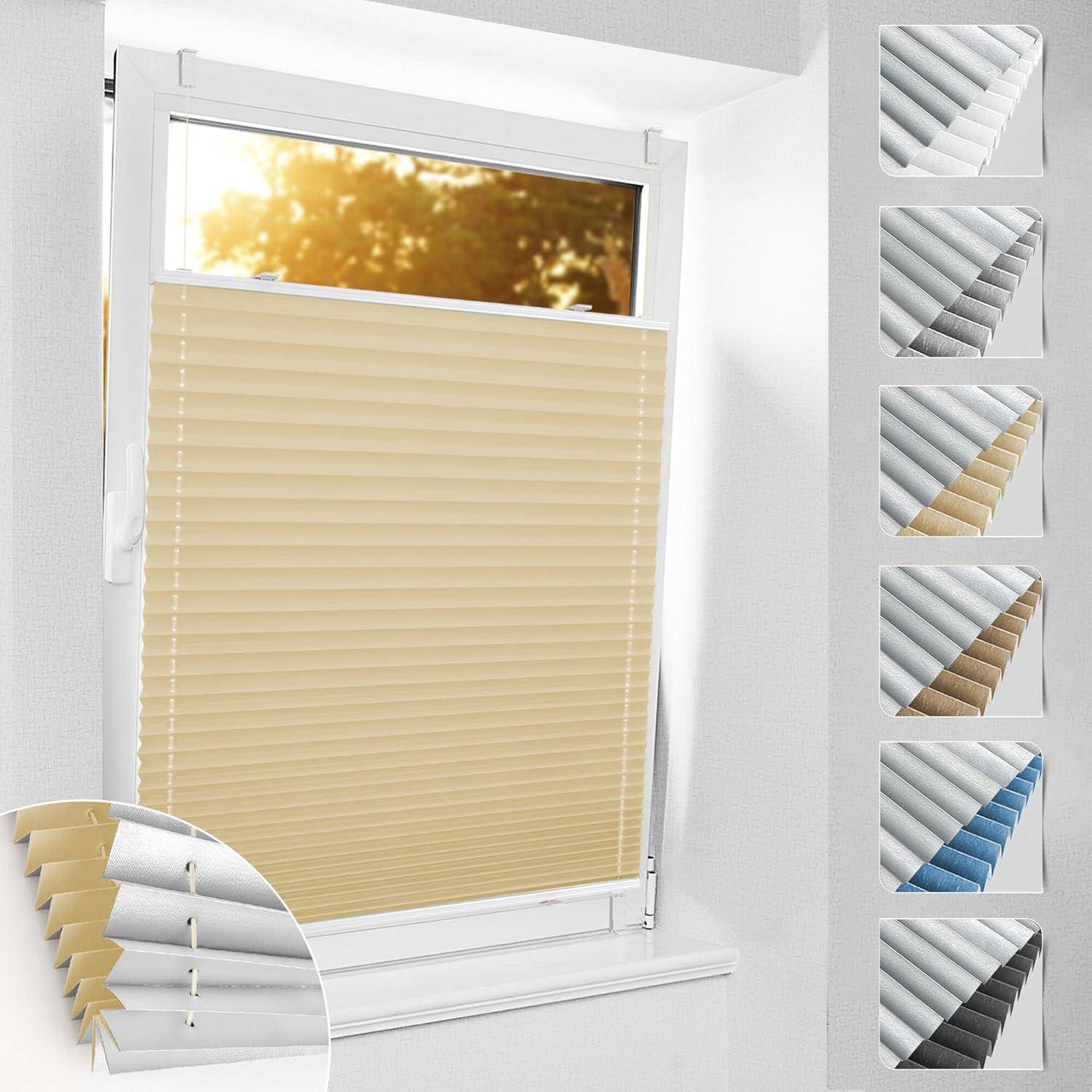 Ein Fenster mit einem teilweise geschlossenen beigen Plissee-Rollo, der es Sonnenlicht ermöglicht, hindurchzufiltern. Seitenpanel zeigt verschiedene Rollofarben.