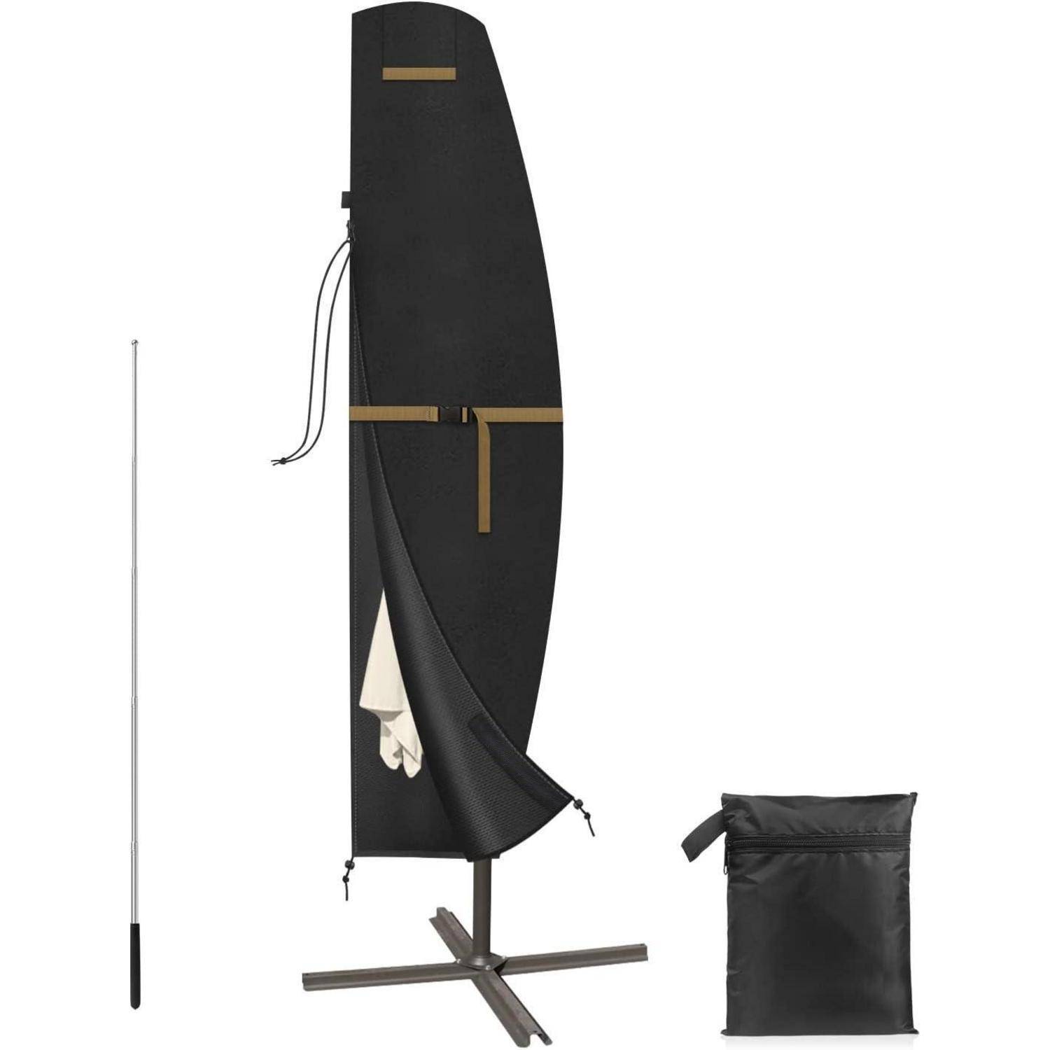 Eine schwarze Surfbrettabdeckung mit Reißverschluss und Riemen steht auf einem Metallständer. Daneben befinden sich eine lange Stange und eine passende Tragetasche.