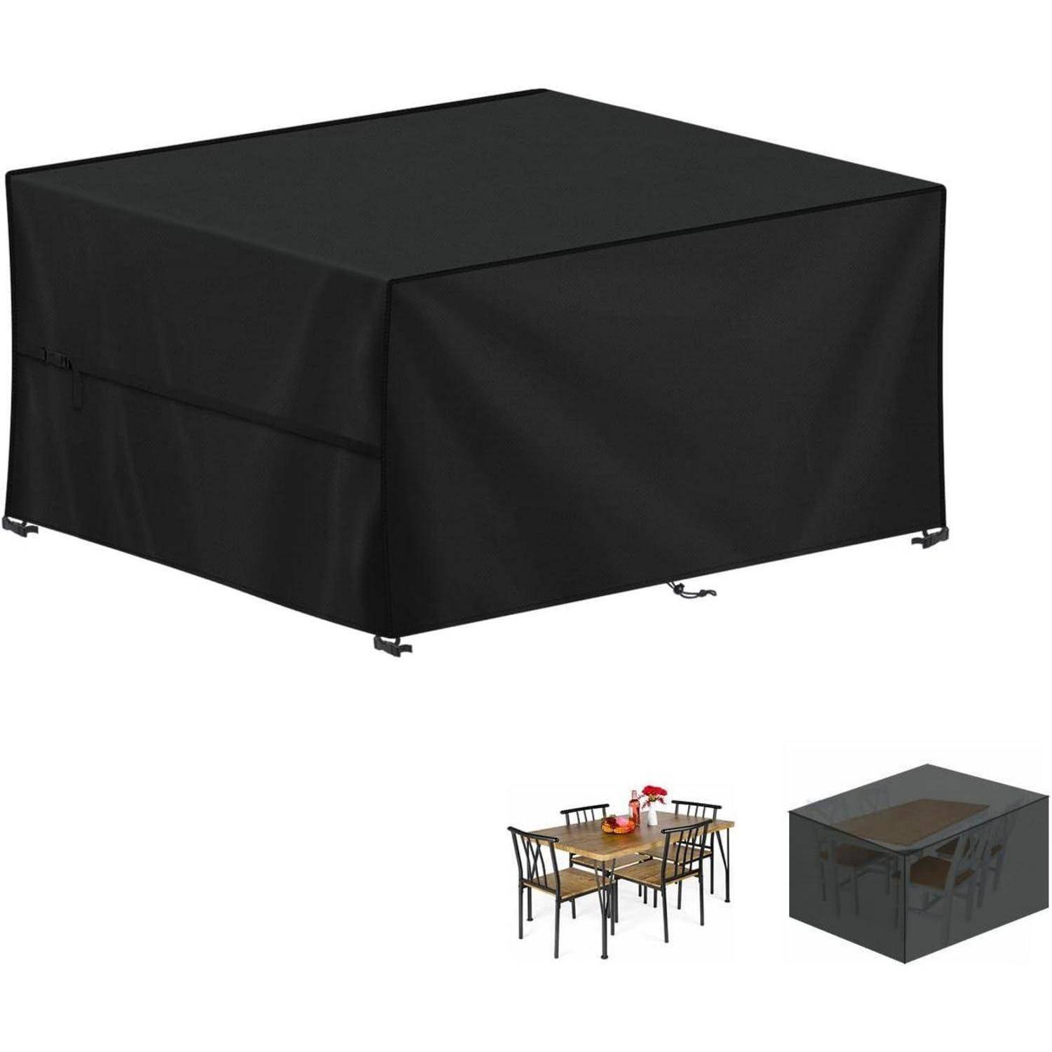 Eine große schwarze Abdeckung für Außenmöbel, die über einem quadratischen Tisch und Stühlen ausgebreitet ist, mit einem kleineren Bild, das den Tisch ohne Abdeckung zeigt.
