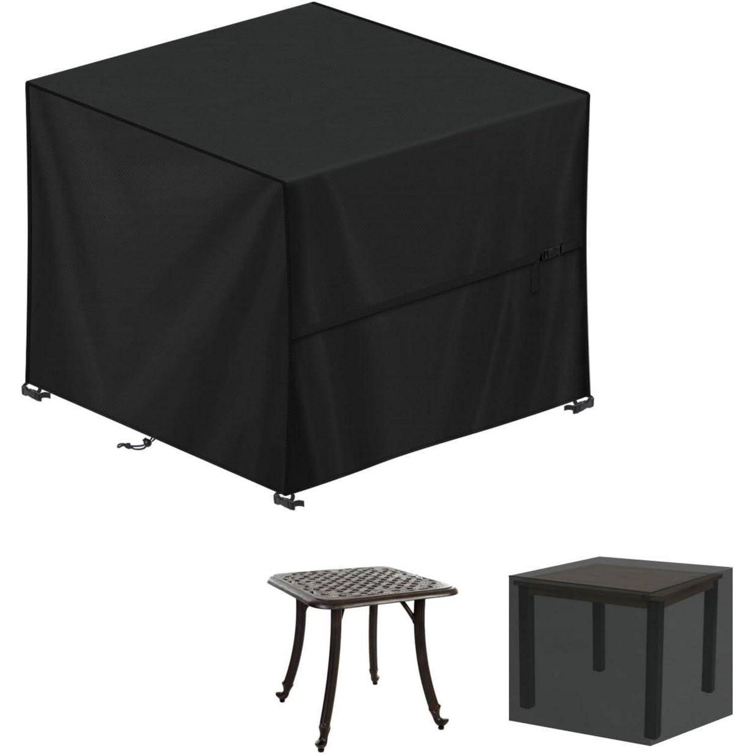 Quadratische schwarze Abdeckung für quadratischen Outdoor-Feuertisch. Darunter zwei kleinere Bilder, die den unbedeckten Tisch und den Tisch mit schwarzer Abdeckung zeigen.