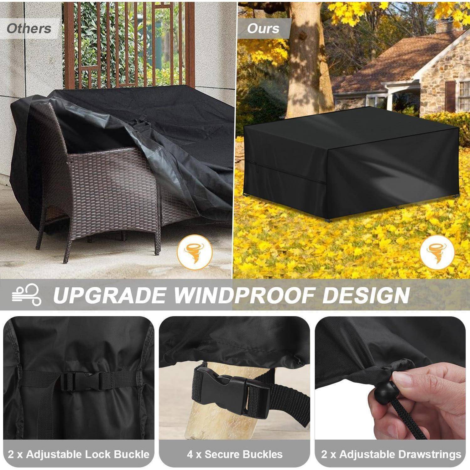 Vergleich von Außenmöbel-Schutzhüllen, der 'Andere' mit schwieriger Passform und 'Unsere' mit einer eng anliegenden schwarzen Abdeckung in einer Herbstumgebung; Merkmale umfassen verstellbare Verschlussspangen, sichere Schnallen und Kordelzüge.