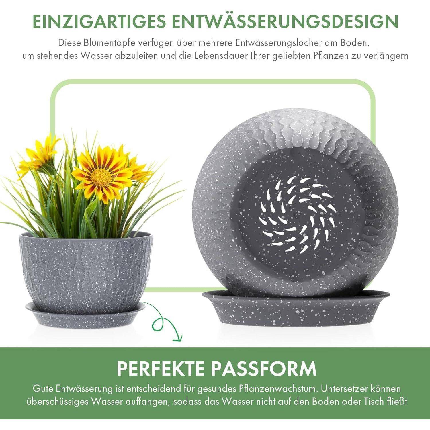 Töpfe mit durchbrochener Gestaltung und Tabletts zur Entwässerung, die die Pflanzengesundheit sicherstellen. Blumen im Topf zeigen die praktische Anwendung. Der Text hebt die Vorteile hervor.