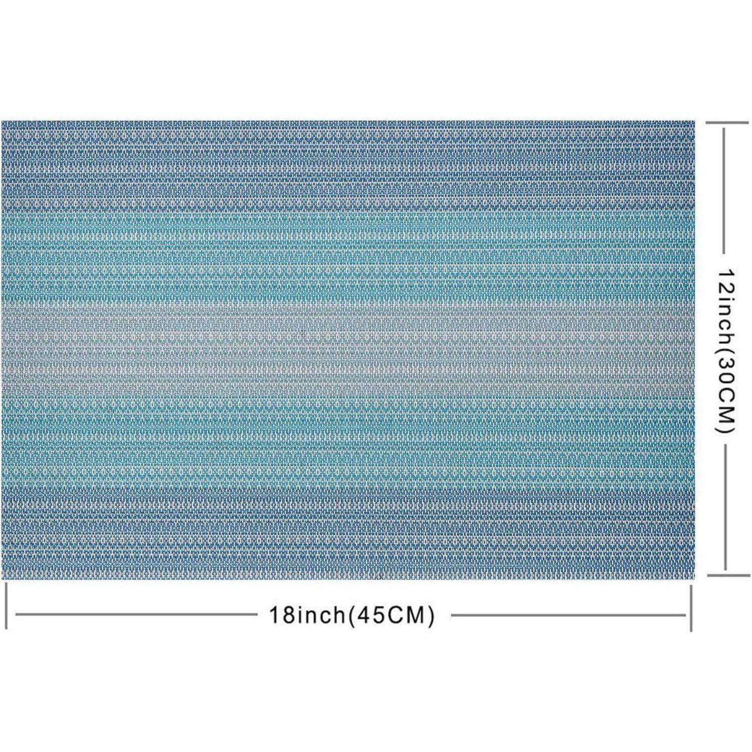 Eine strukturierte blaue Matte mit Abmessungen, die als 18 Zoll mal 12 Zoll (45 cm mal 30 cm) gekennzeichnet sind.